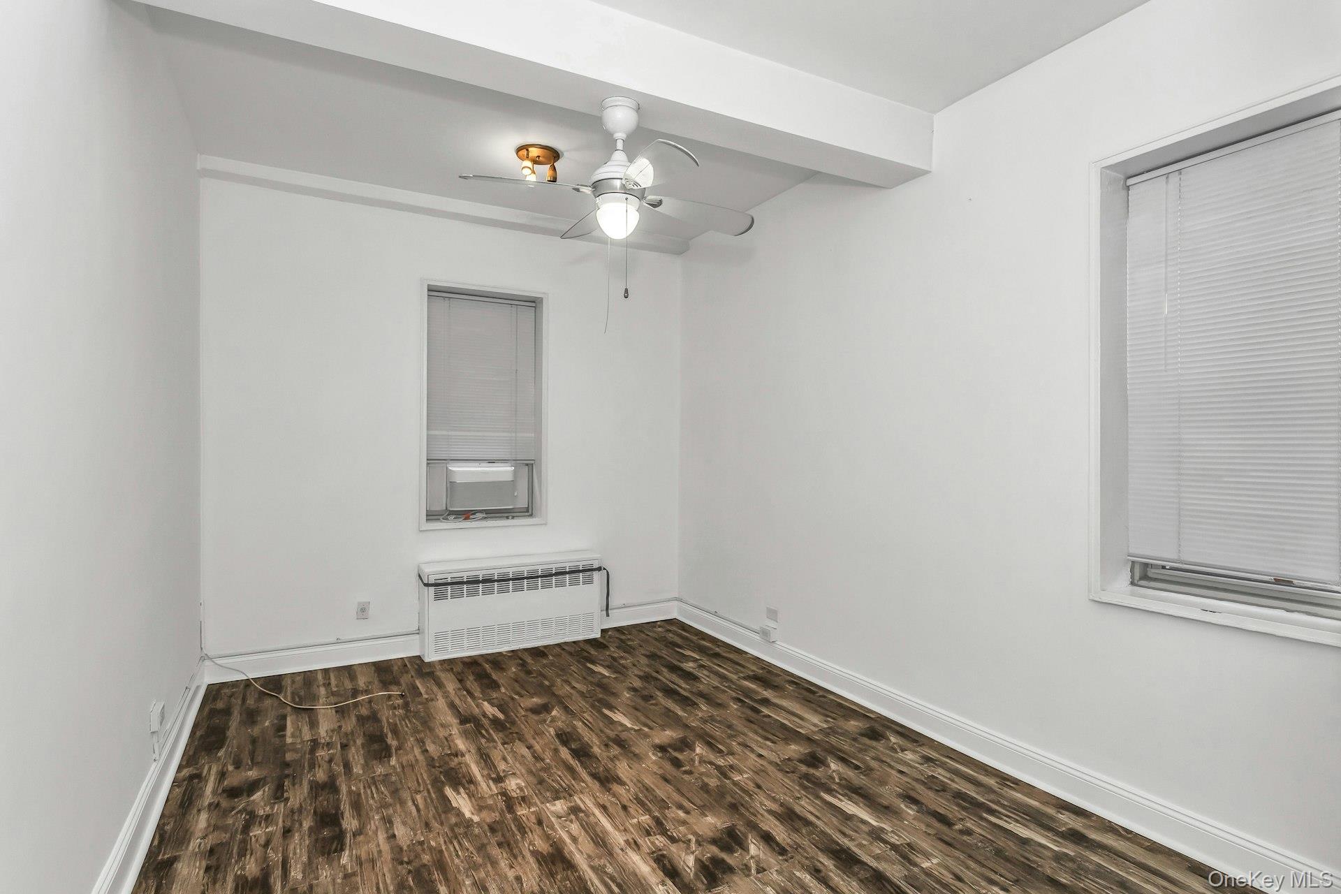 67-25 Clyde Street 1g Property Photo 11
