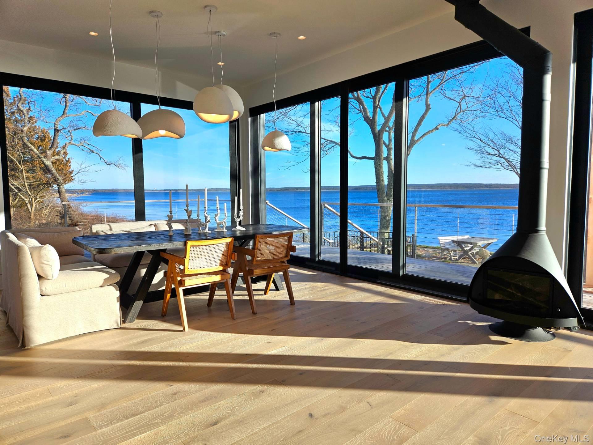 599 Peconic Bay Boulevard Property Photo 17
