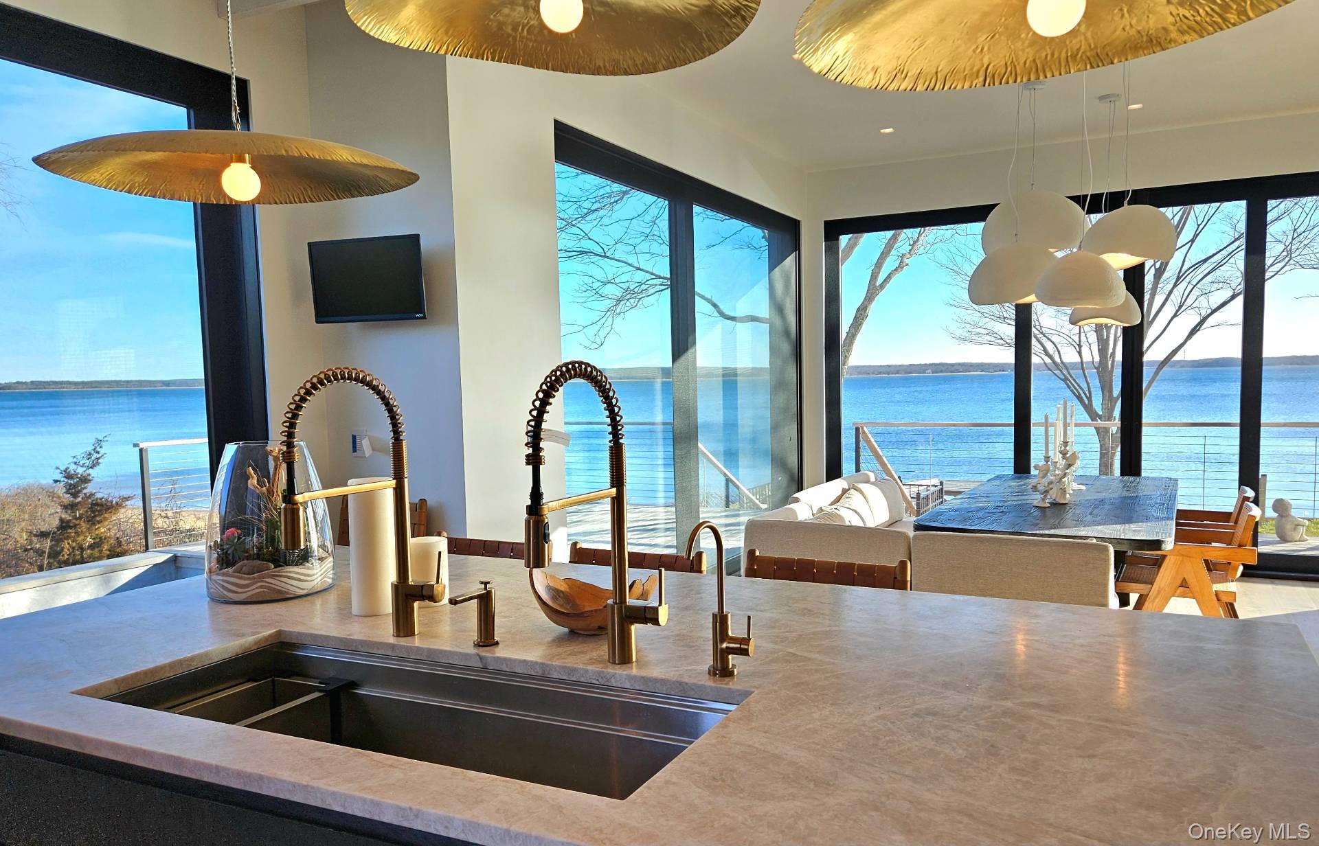 599 Peconic Bay Boulevard Property Photo 18