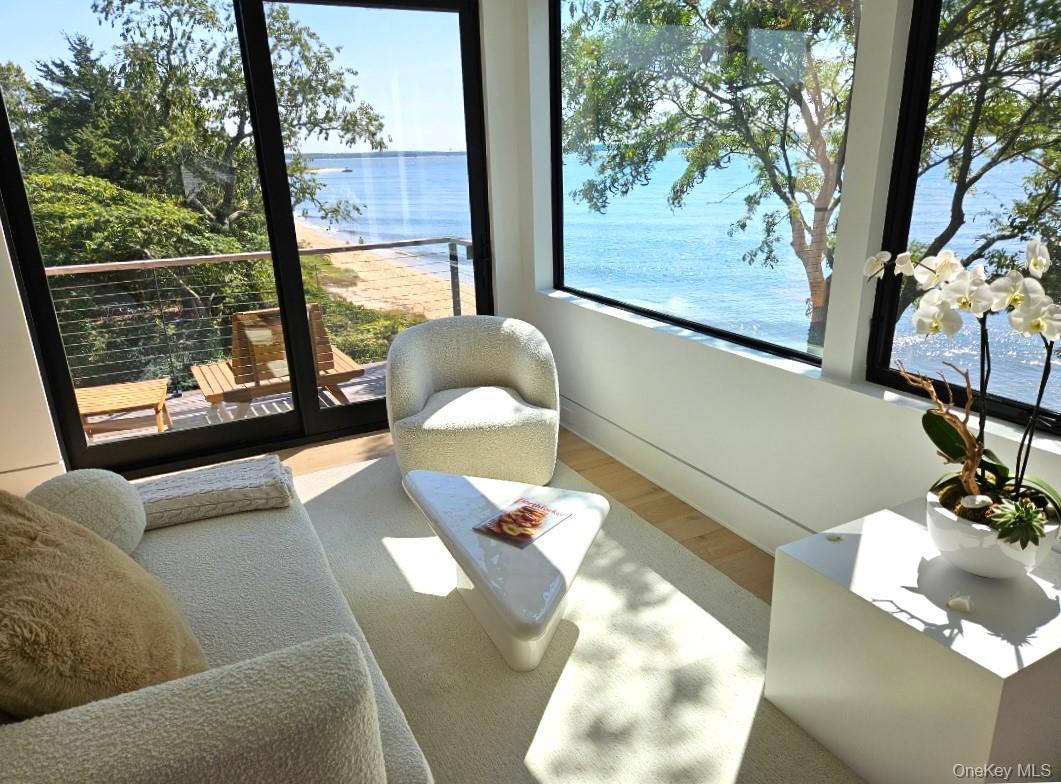 599 Peconic Bay Boulevard Property Photo 26
