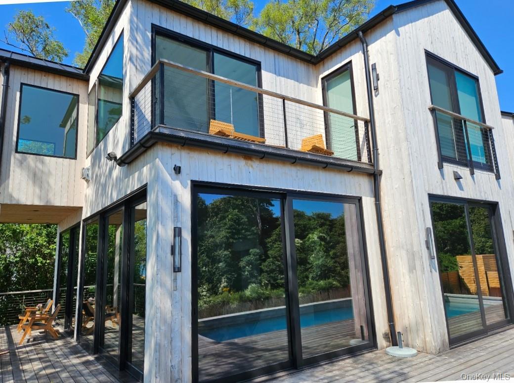 599 Peconic Bay Boulevard Property Photo 44
