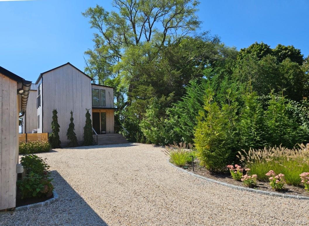 599 Peconic Bay Boulevard Property Photo 48