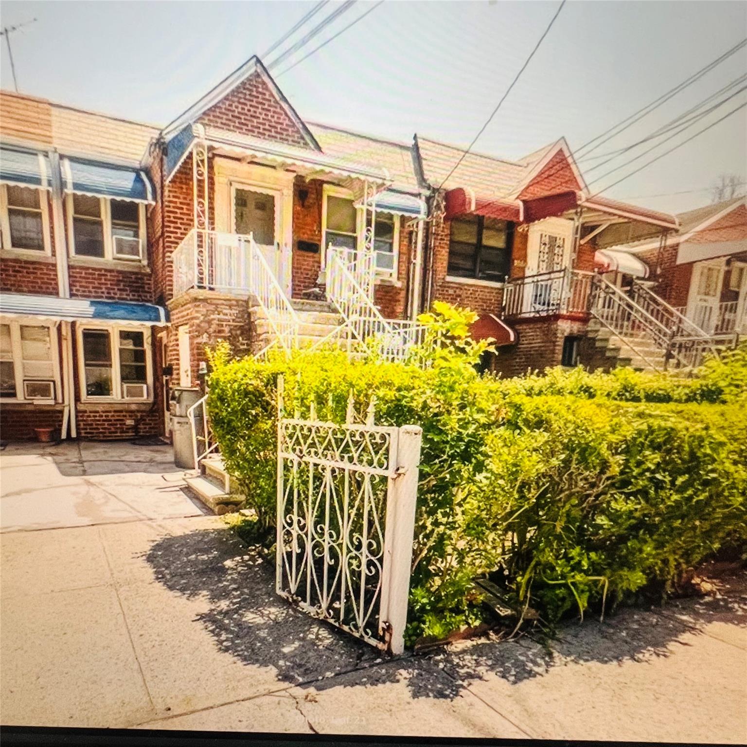 2568 Wilson Avenue Property Photo
