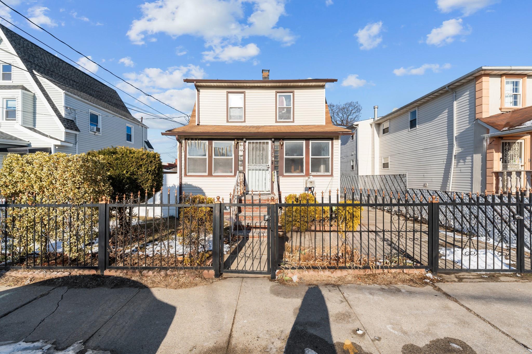 13121 Mathewson Court Property Photo