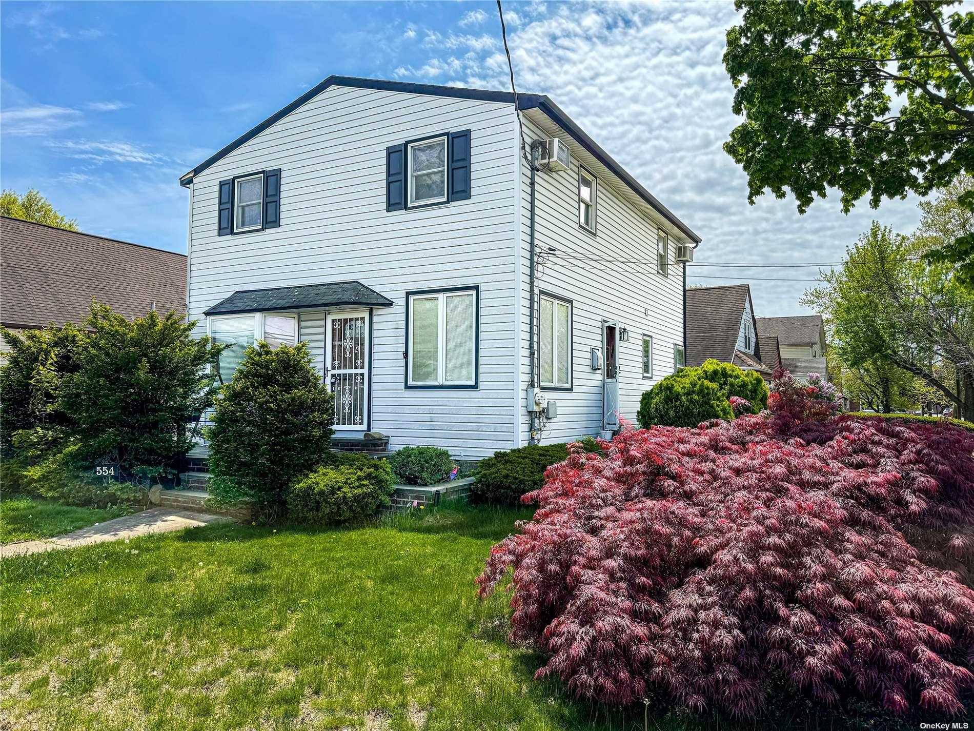 554 8th Avenue Property Photo