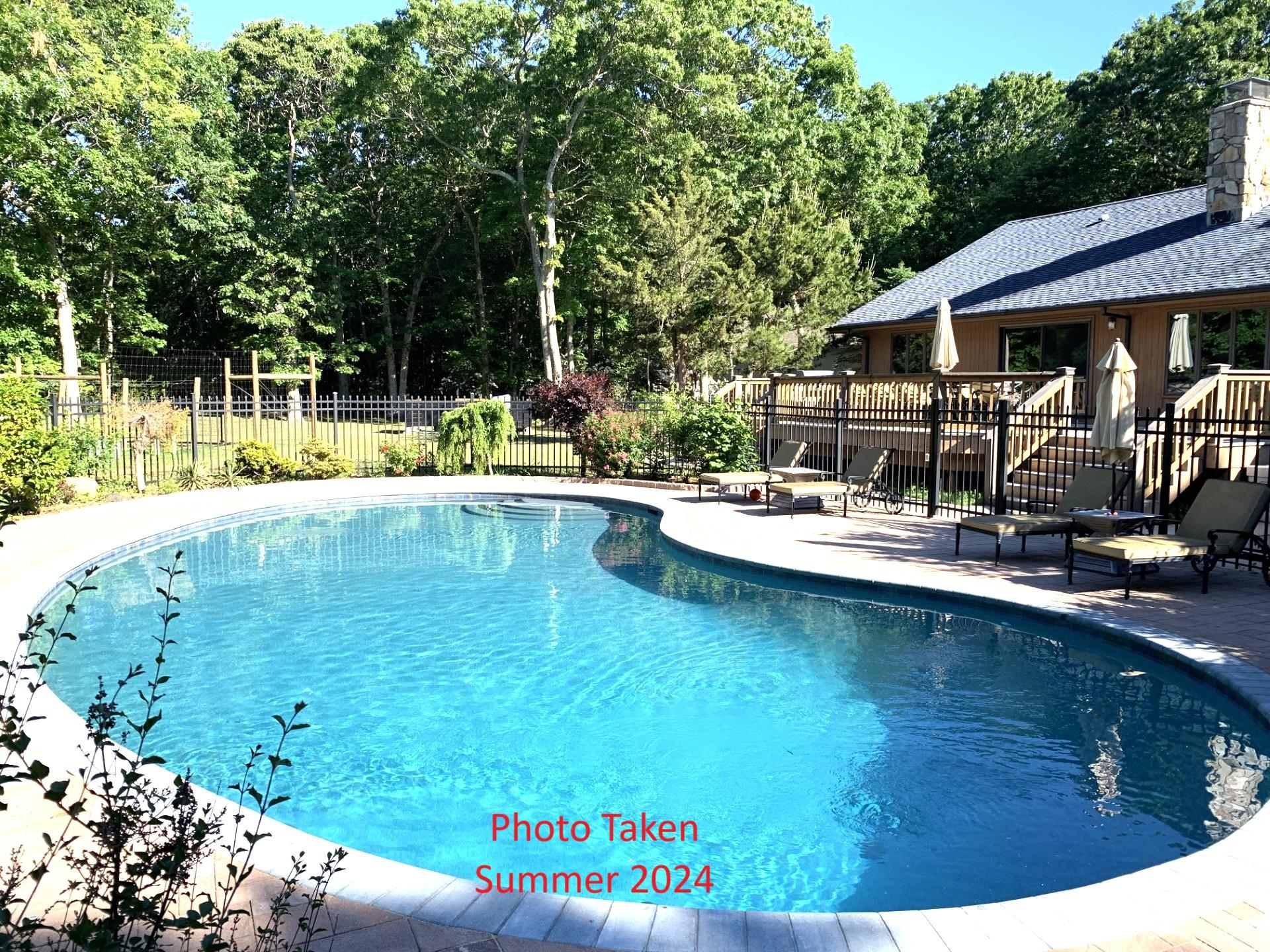 2905 Private Road Property Photo