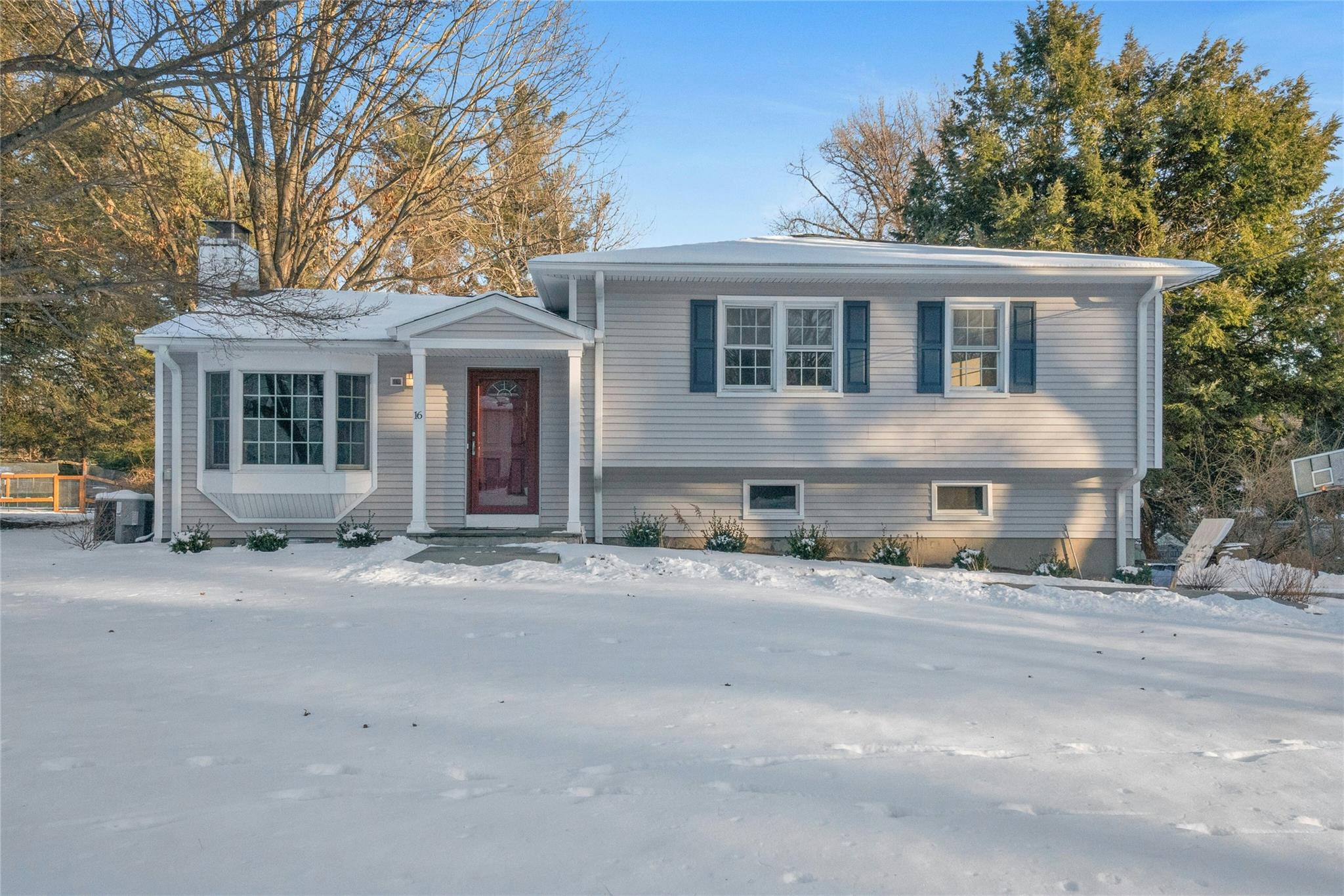 16 Glenwood Road Property Photo