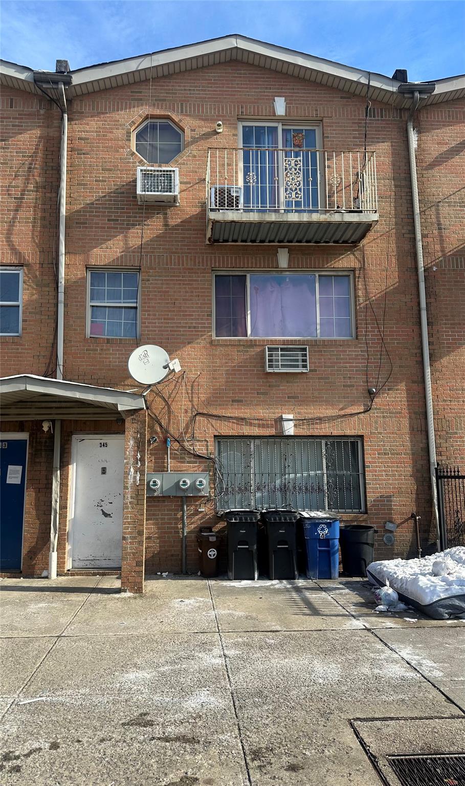 345 Herzl Street Property Photo 2