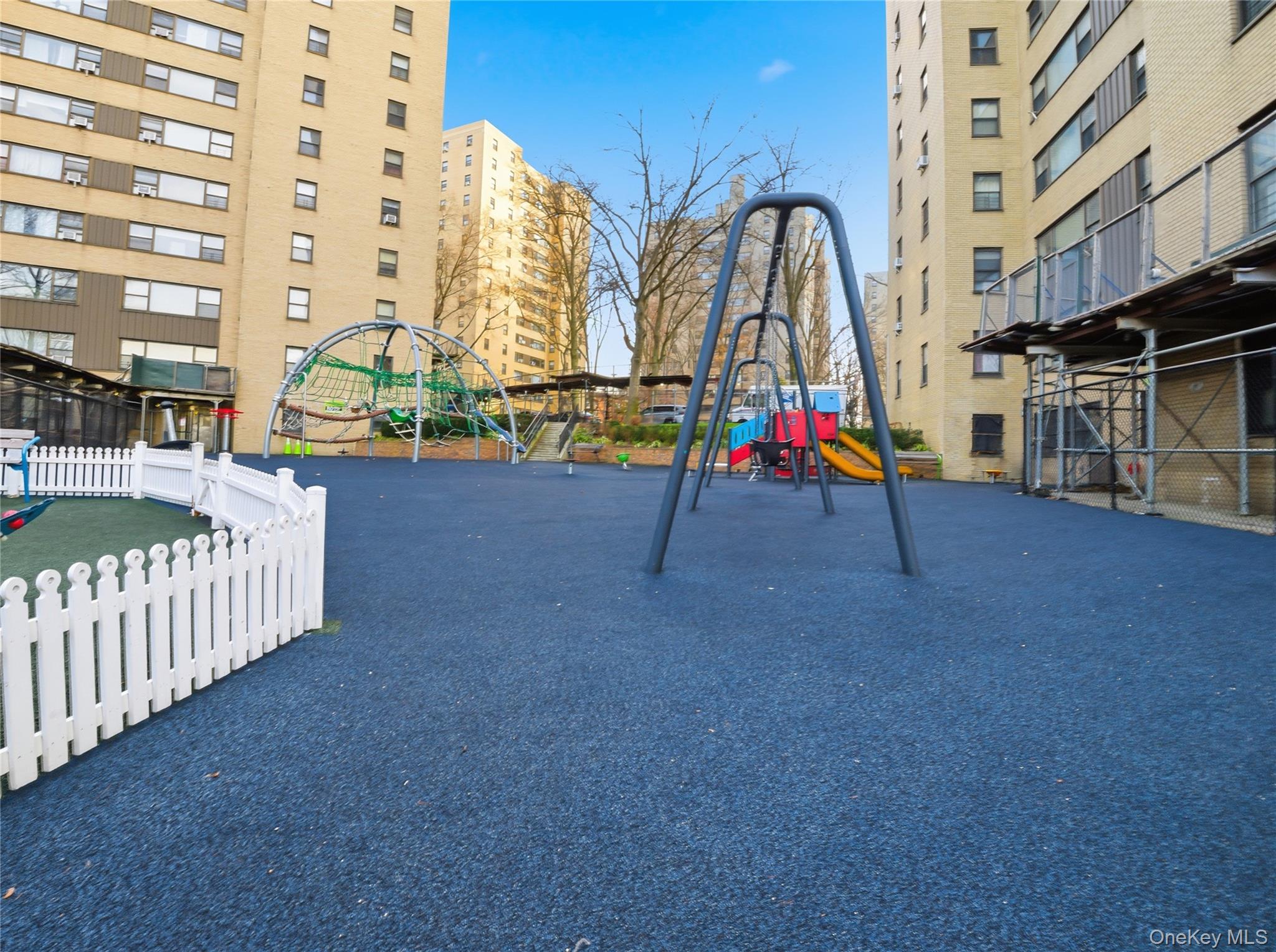 4 Fordham Hill Oval 8g Property Photo 18