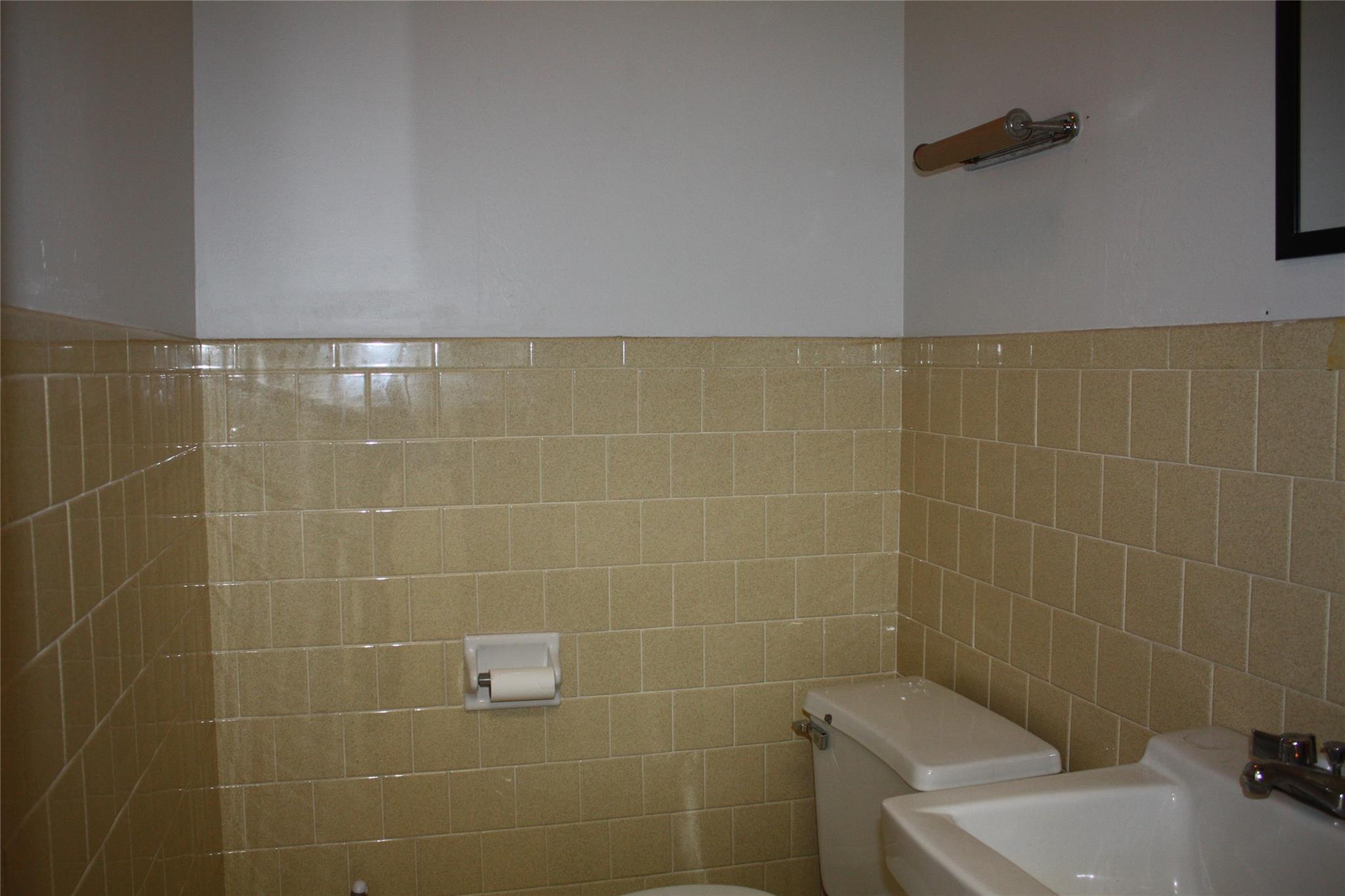 123 Pike Street 204 Property Photo 6