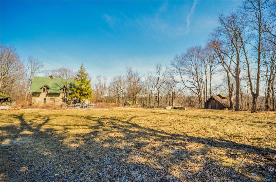 620 Sleepy Hollow Road Property Photo 3