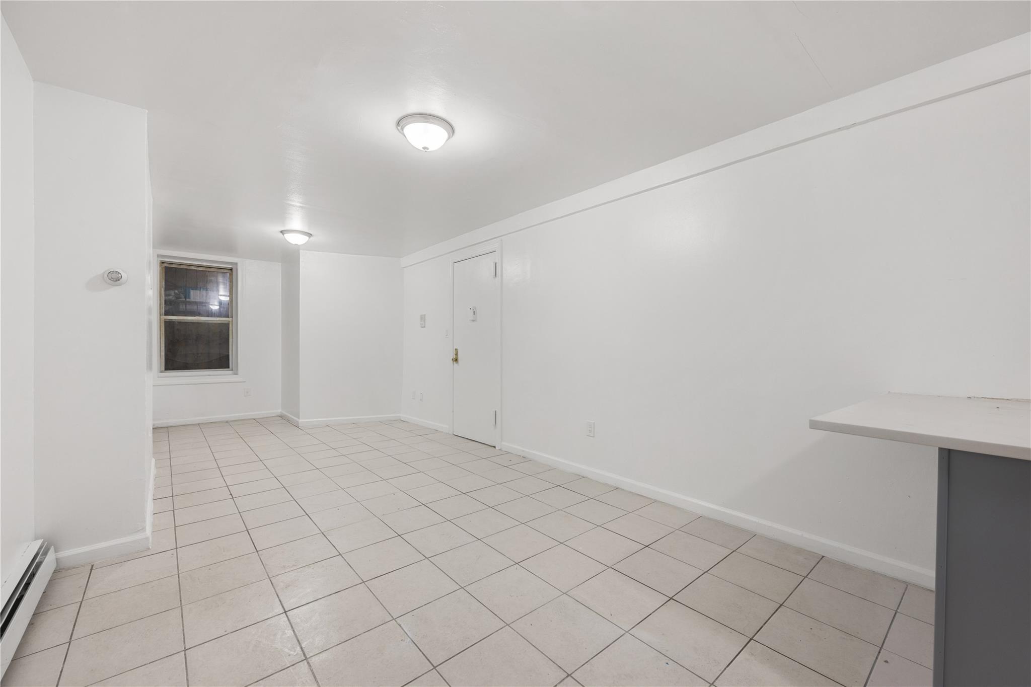 2039 Washington Ave Property Photo 7