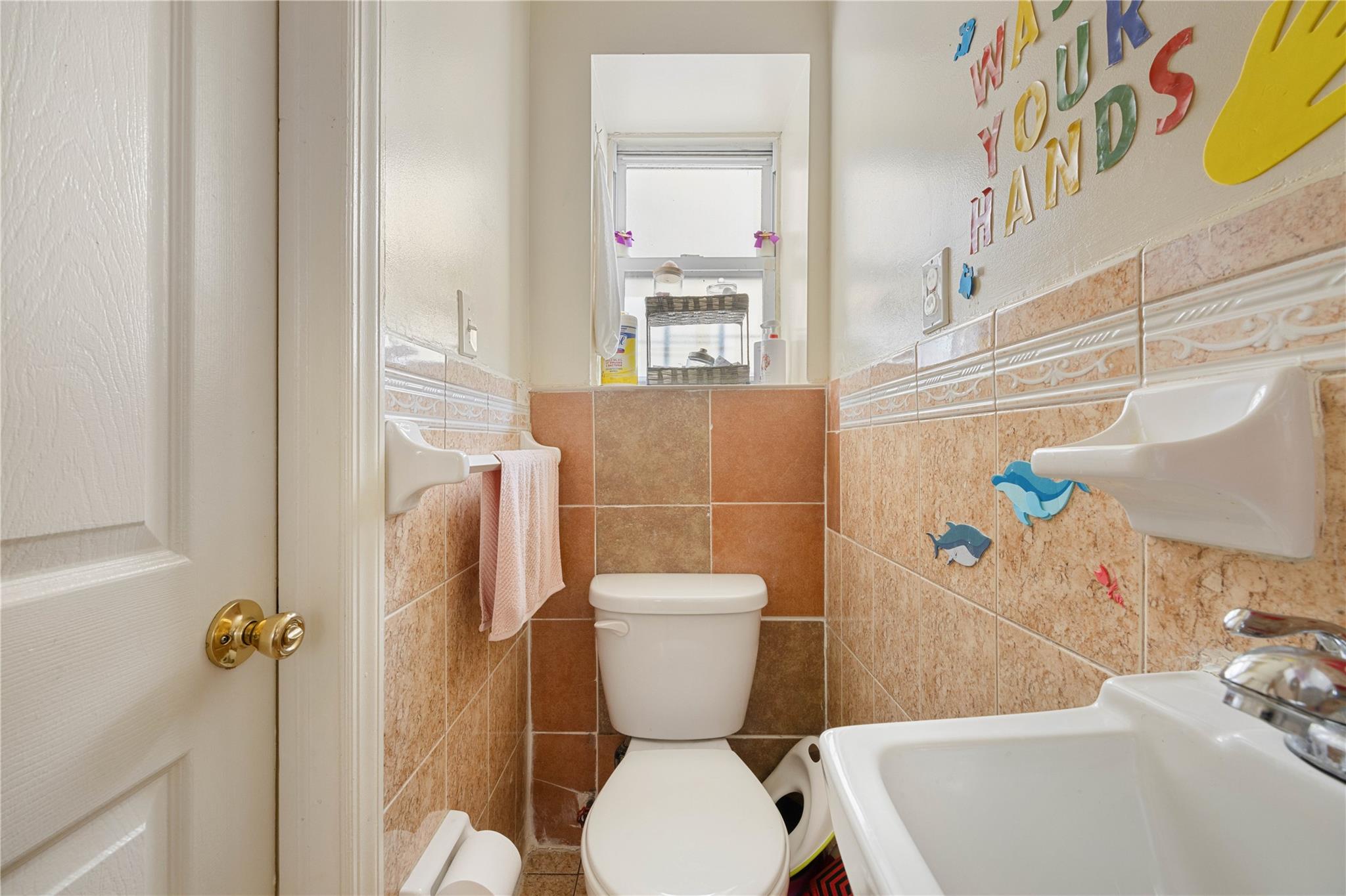 2039 Washington Ave Property Photo 46