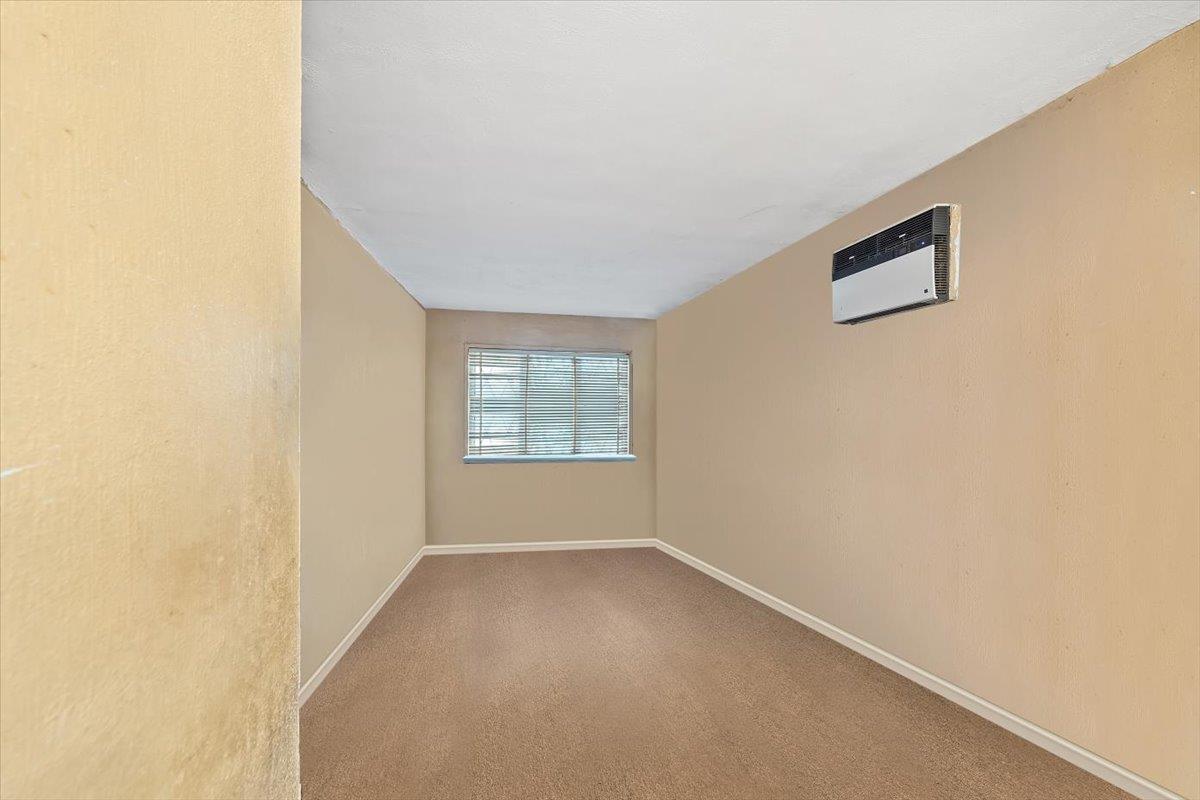 1764 Bartow Avenue Property Photo 7
