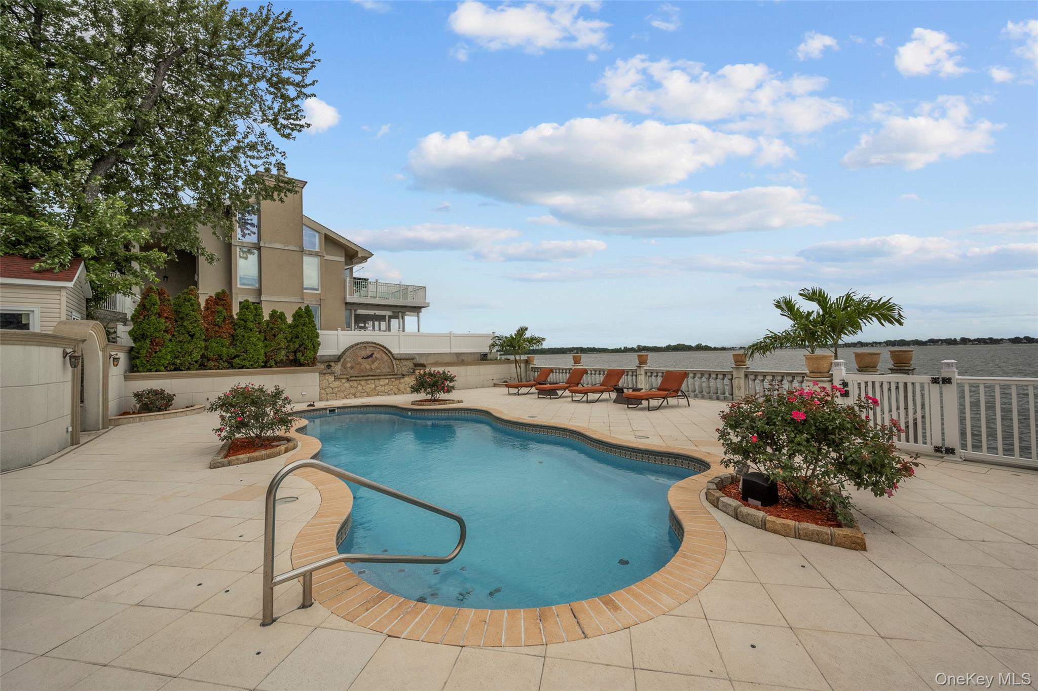 3407 Country Club Road Property Photo 6