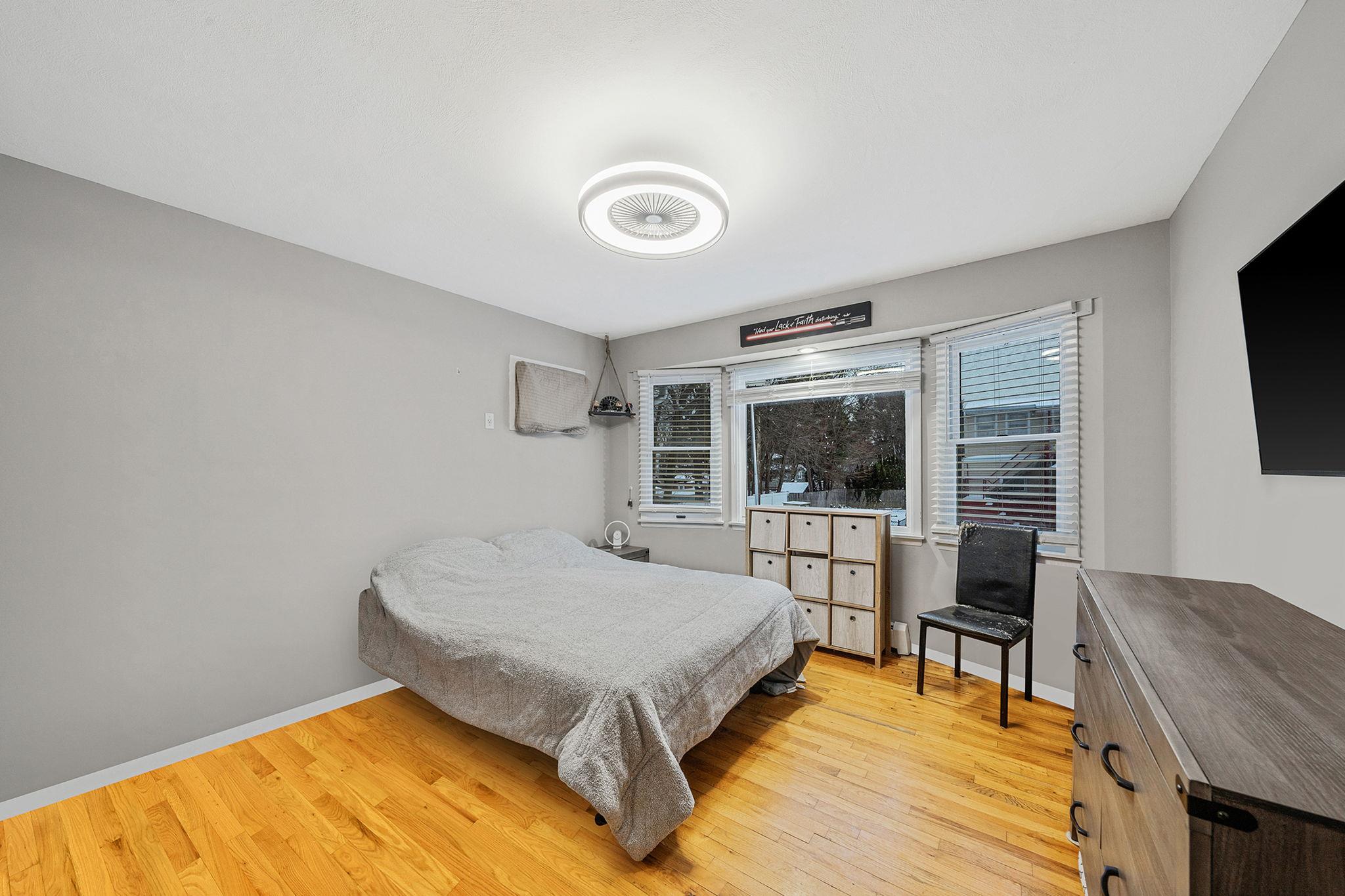 215 Eastwood Avenue Property Photo 12