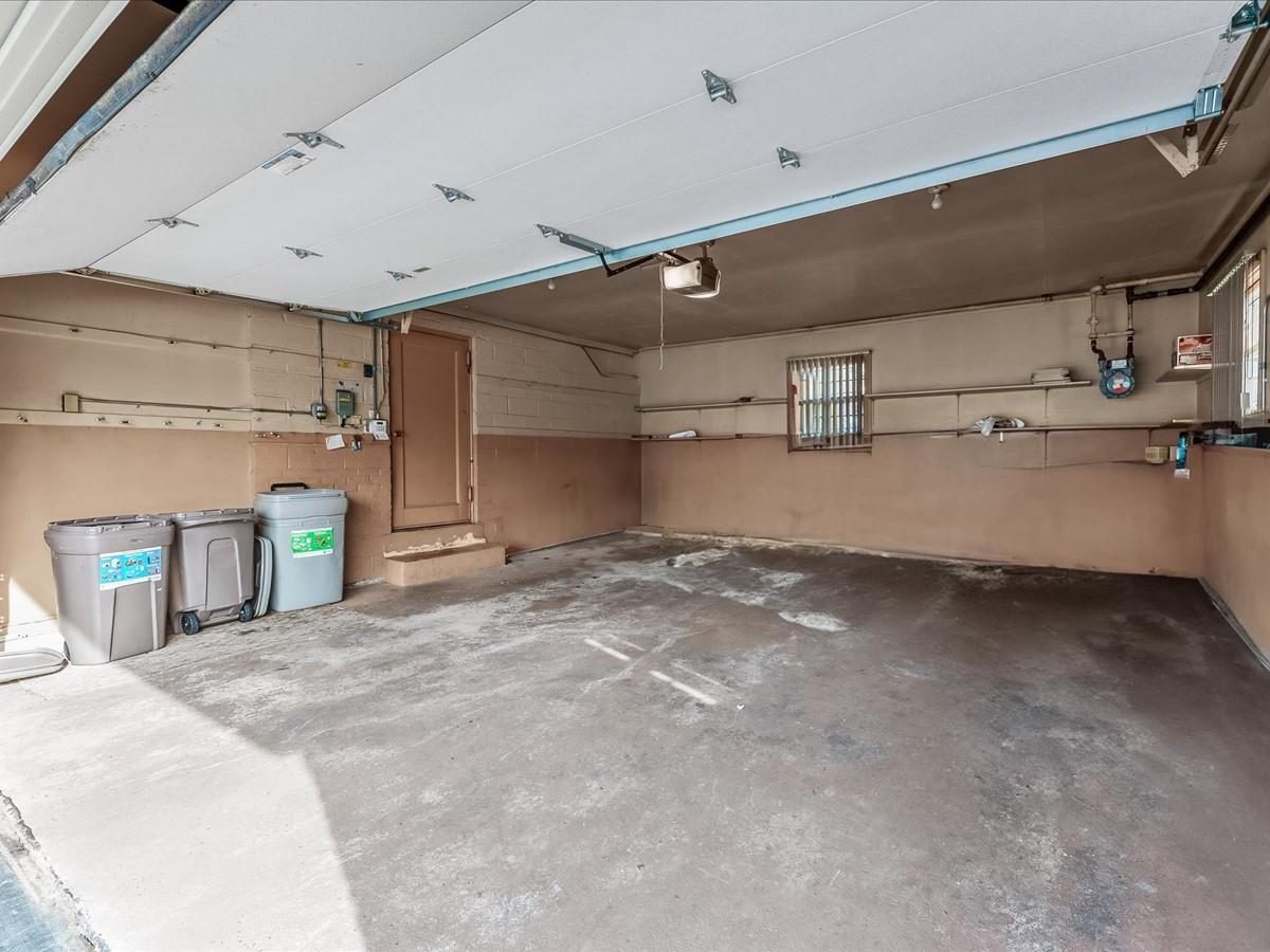 215-31 26 Avenue Property Photo 31