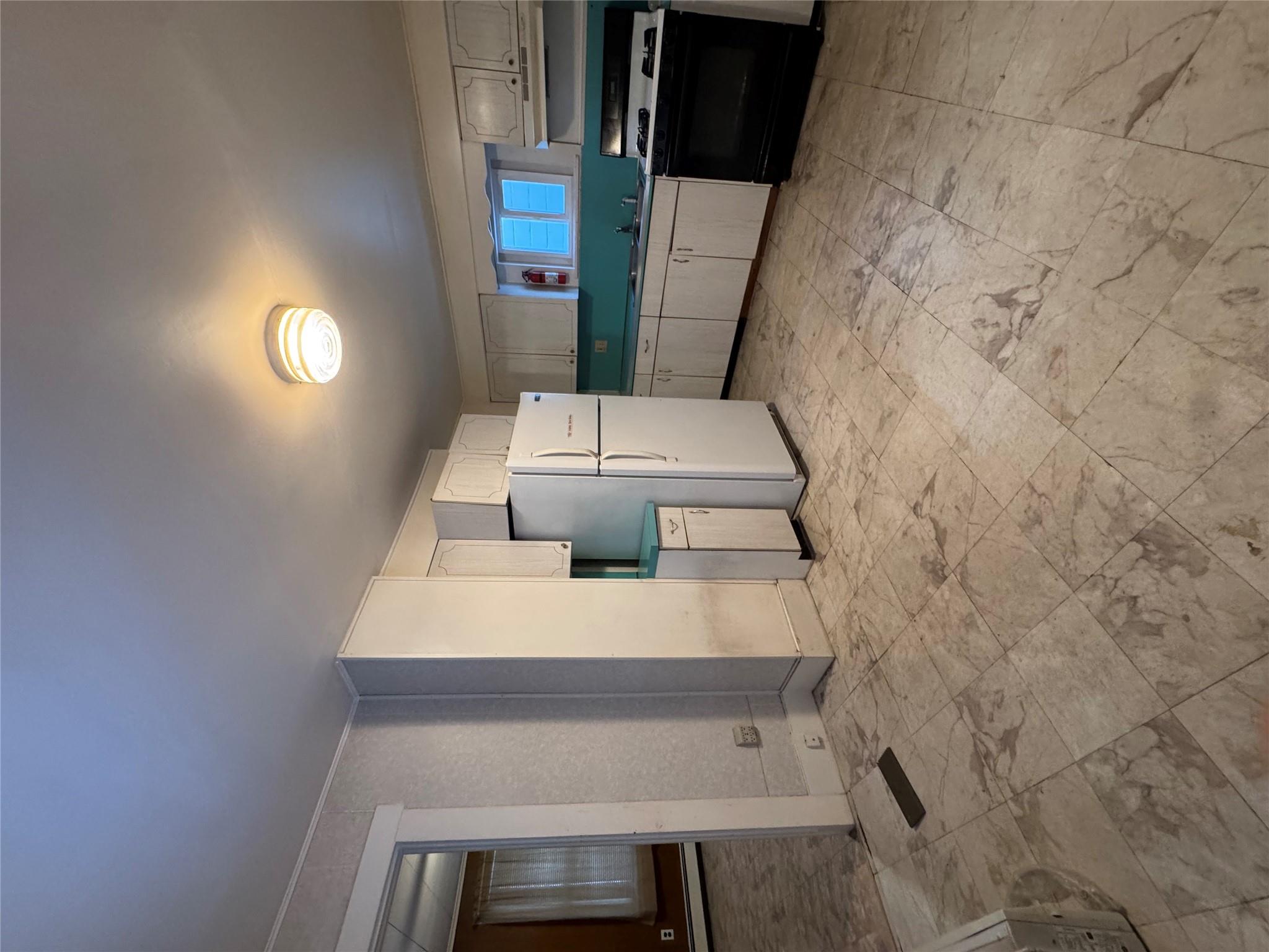 34 N Cedar Street Property Photo 4