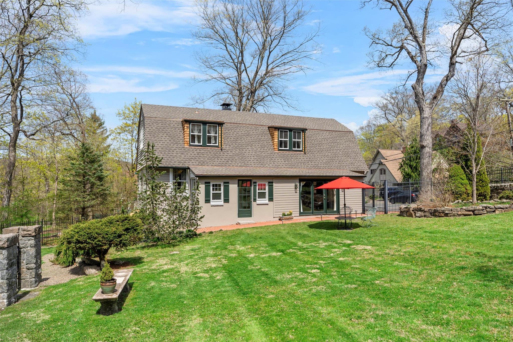 72 Clubhouse Road Property Photo