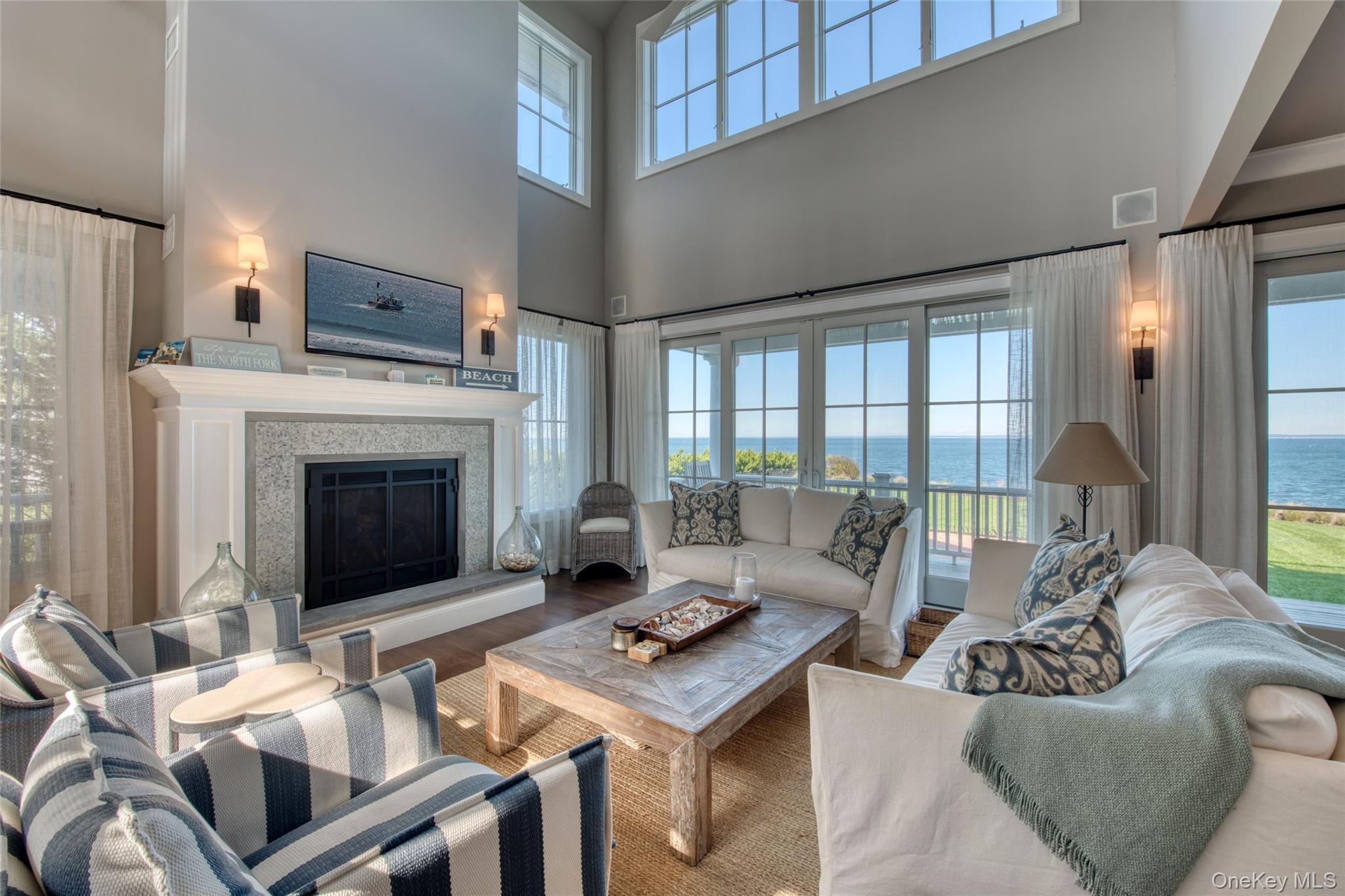 1000 Sound Drive Property Photo 4