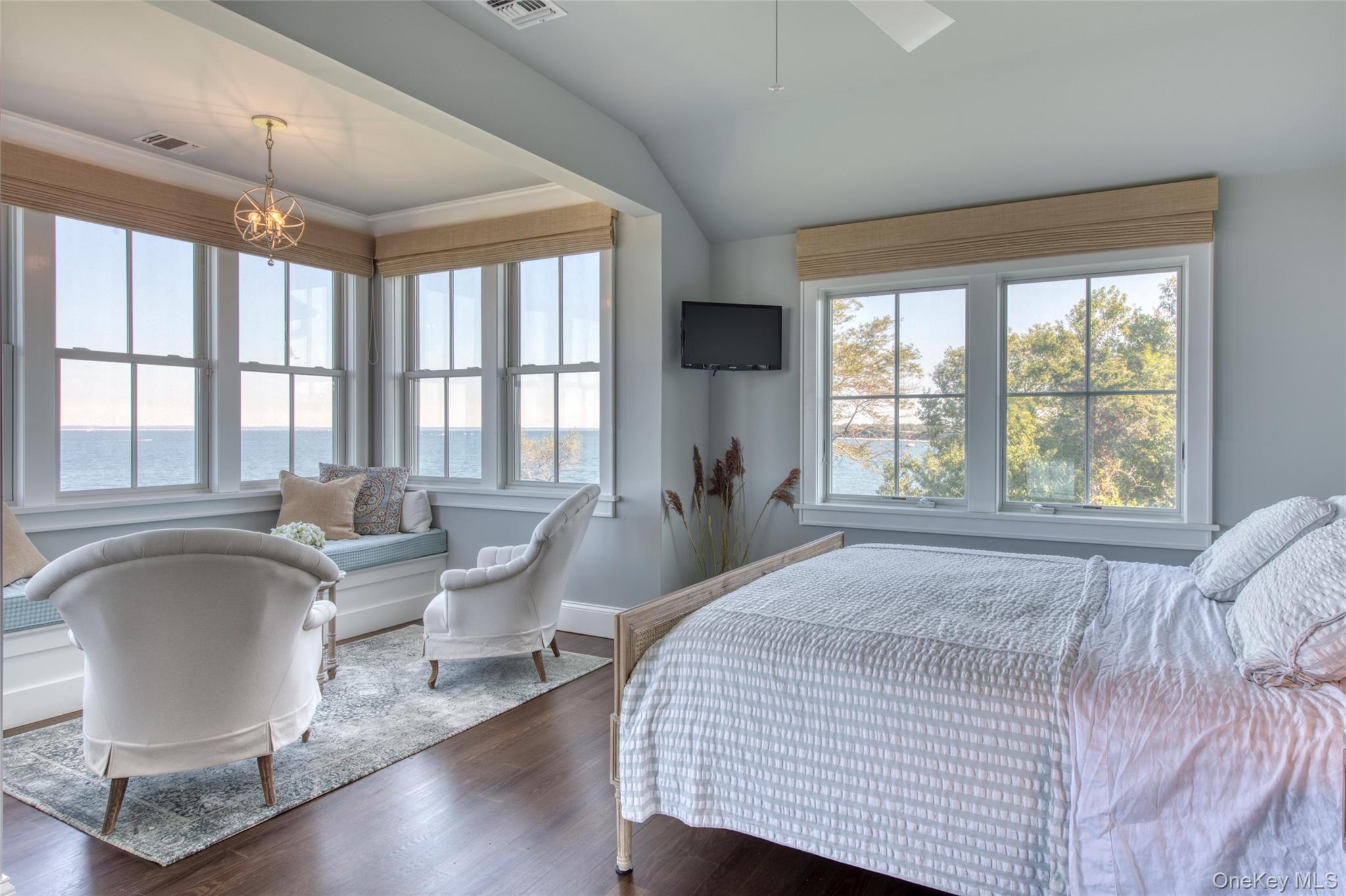 1000 Sound Drive Property Photo 12