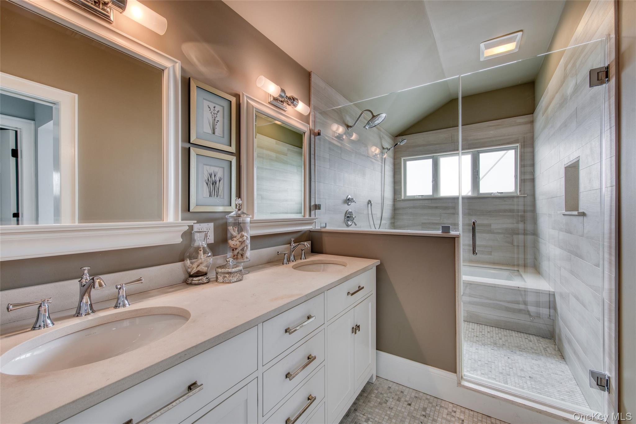 1000 Sound Drive Property Photo 14