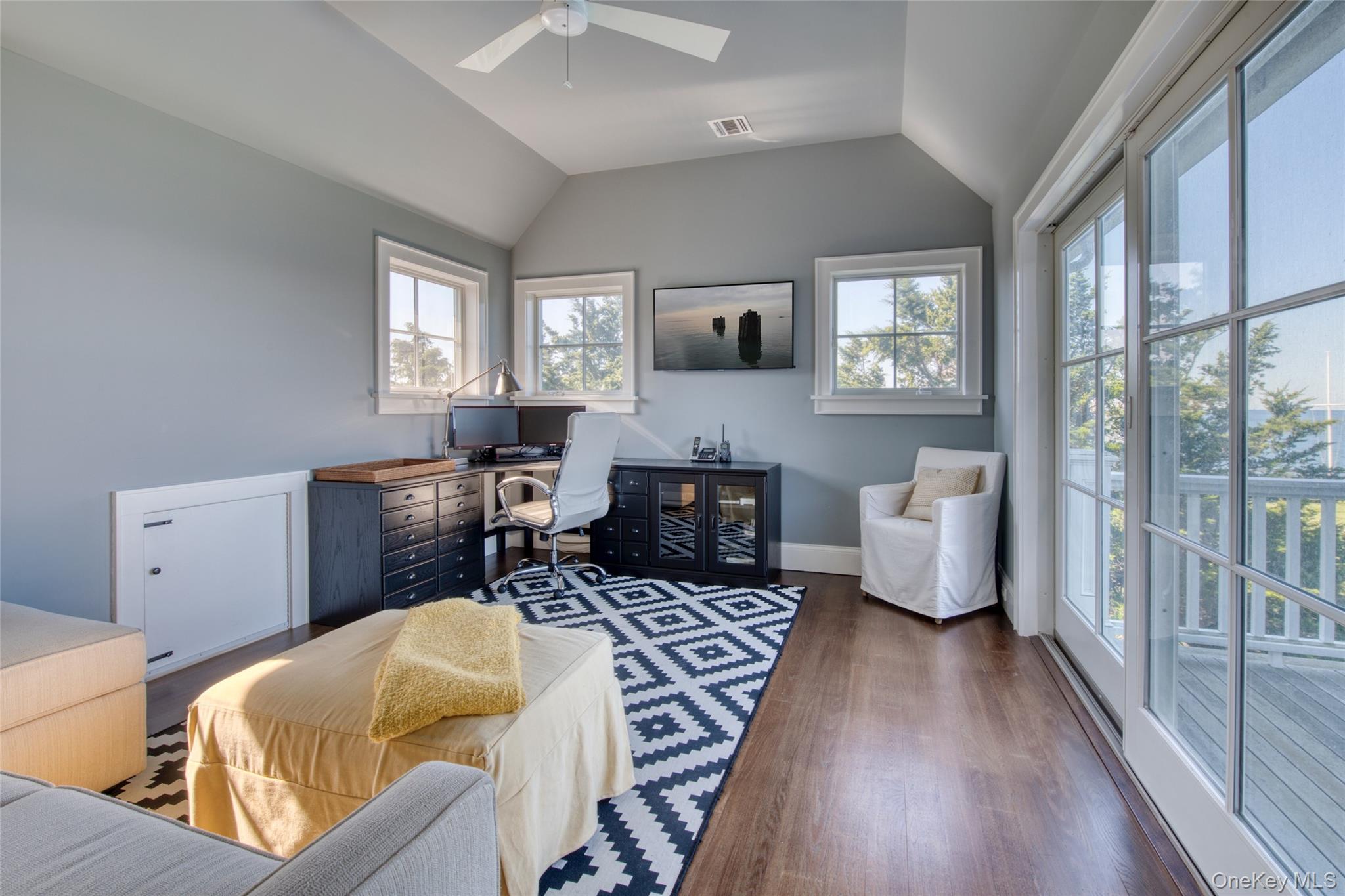 1000 Sound Drive Property Photo 15
