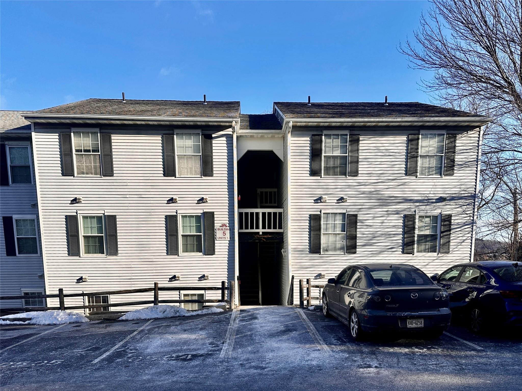 5 Lexington Hill 3 Property Photo
