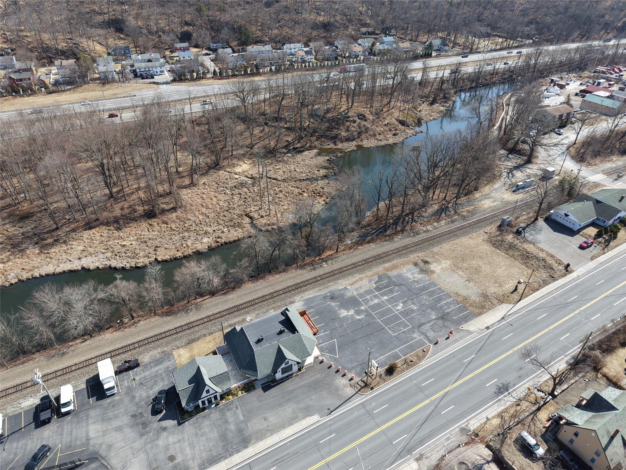 192 Ny-17 Property Photo