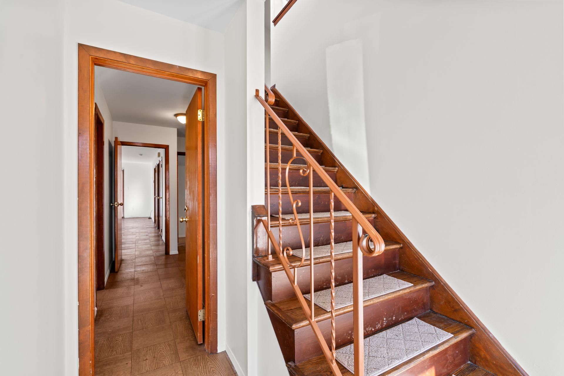 8 Deans Lane Property Photo 3