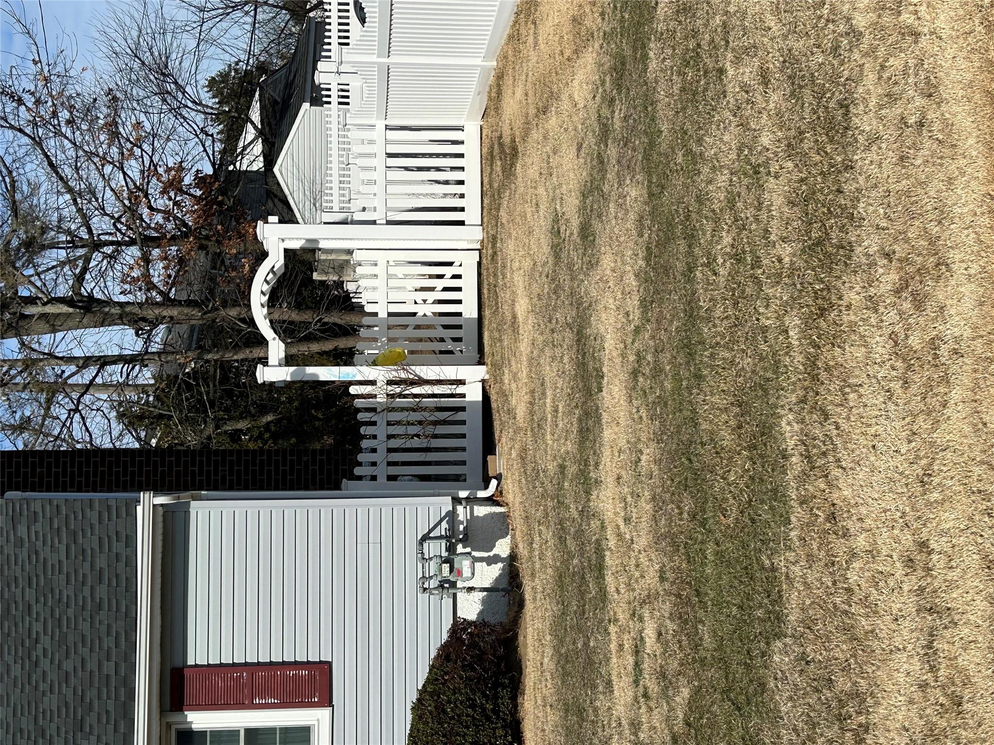 1096 Shelburne Drive Property Photo 5