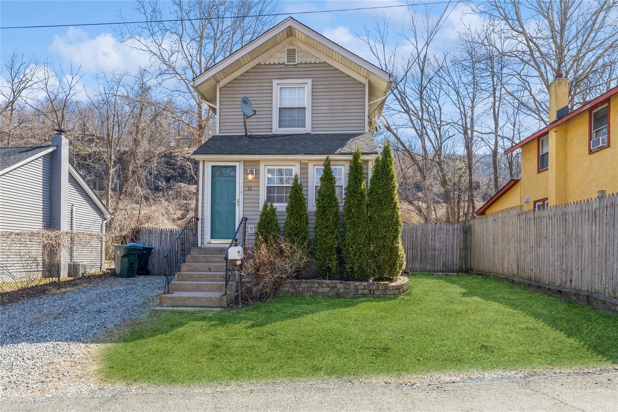 12 River Road Property Photo