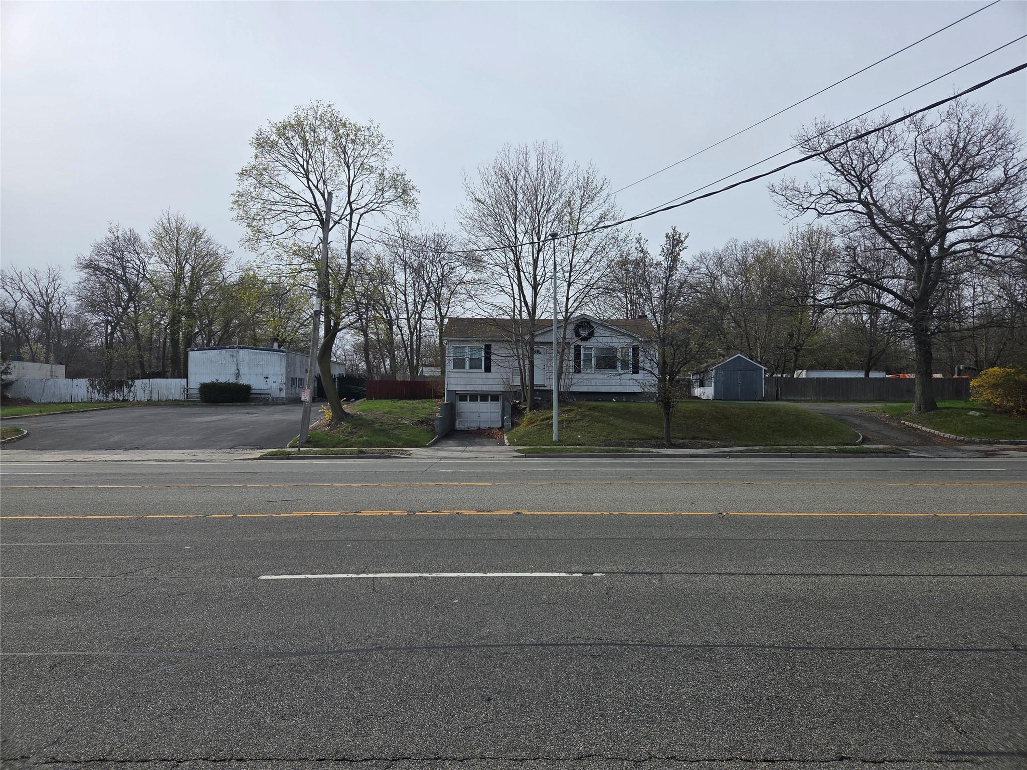 306 Route 25A
