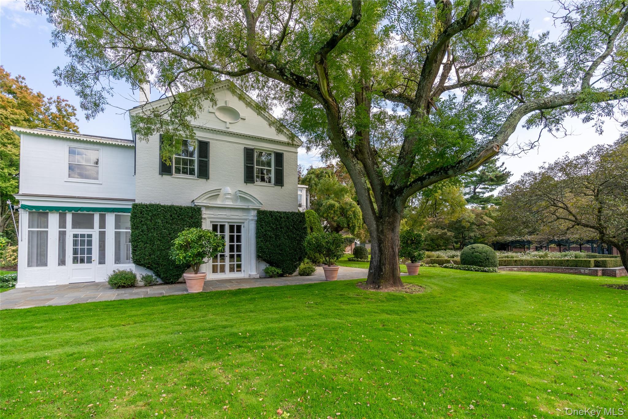 10 Lands End Road Property Photo 21