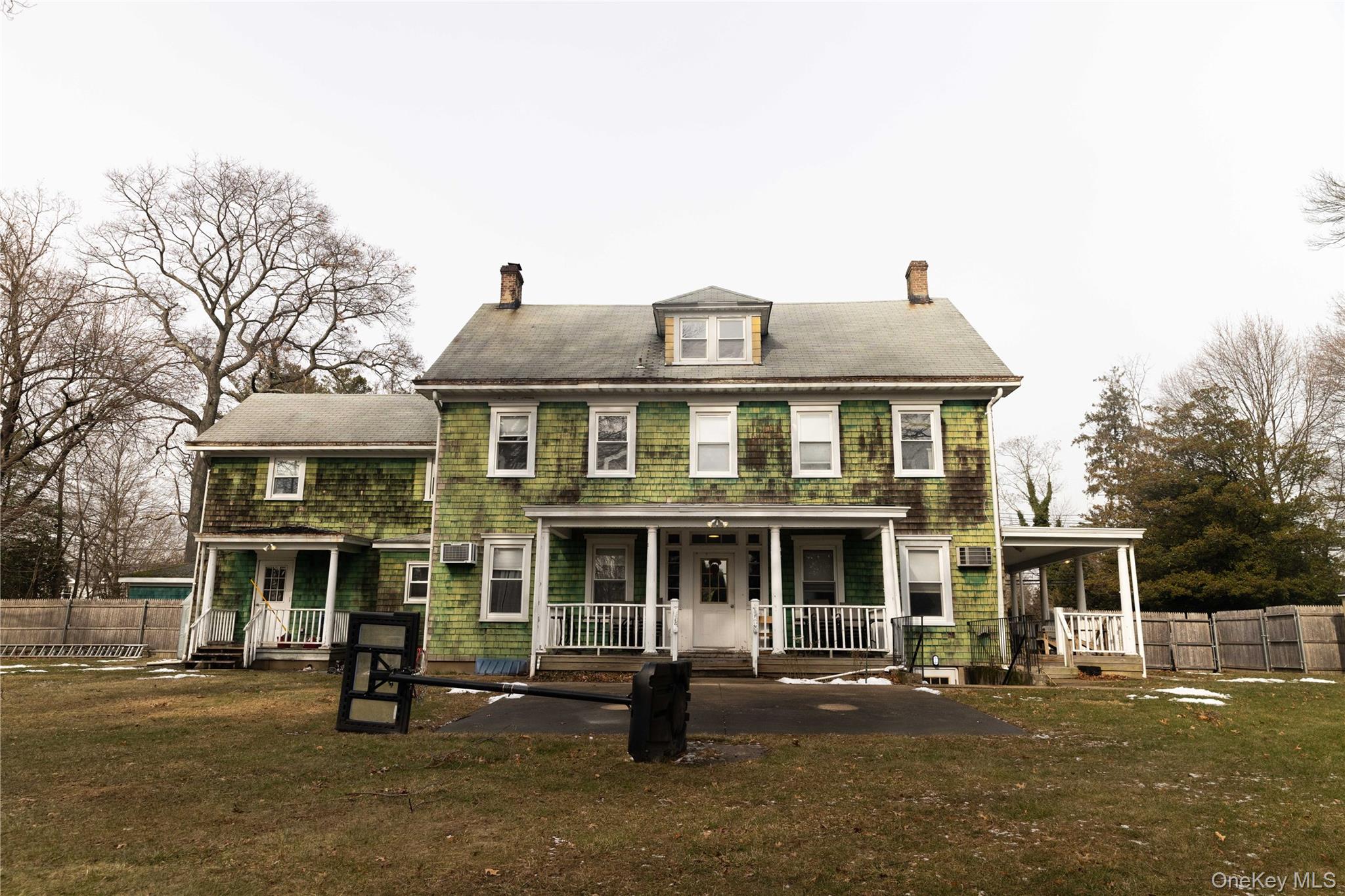 2 Old Cedar Swamp Road Property Photo 27