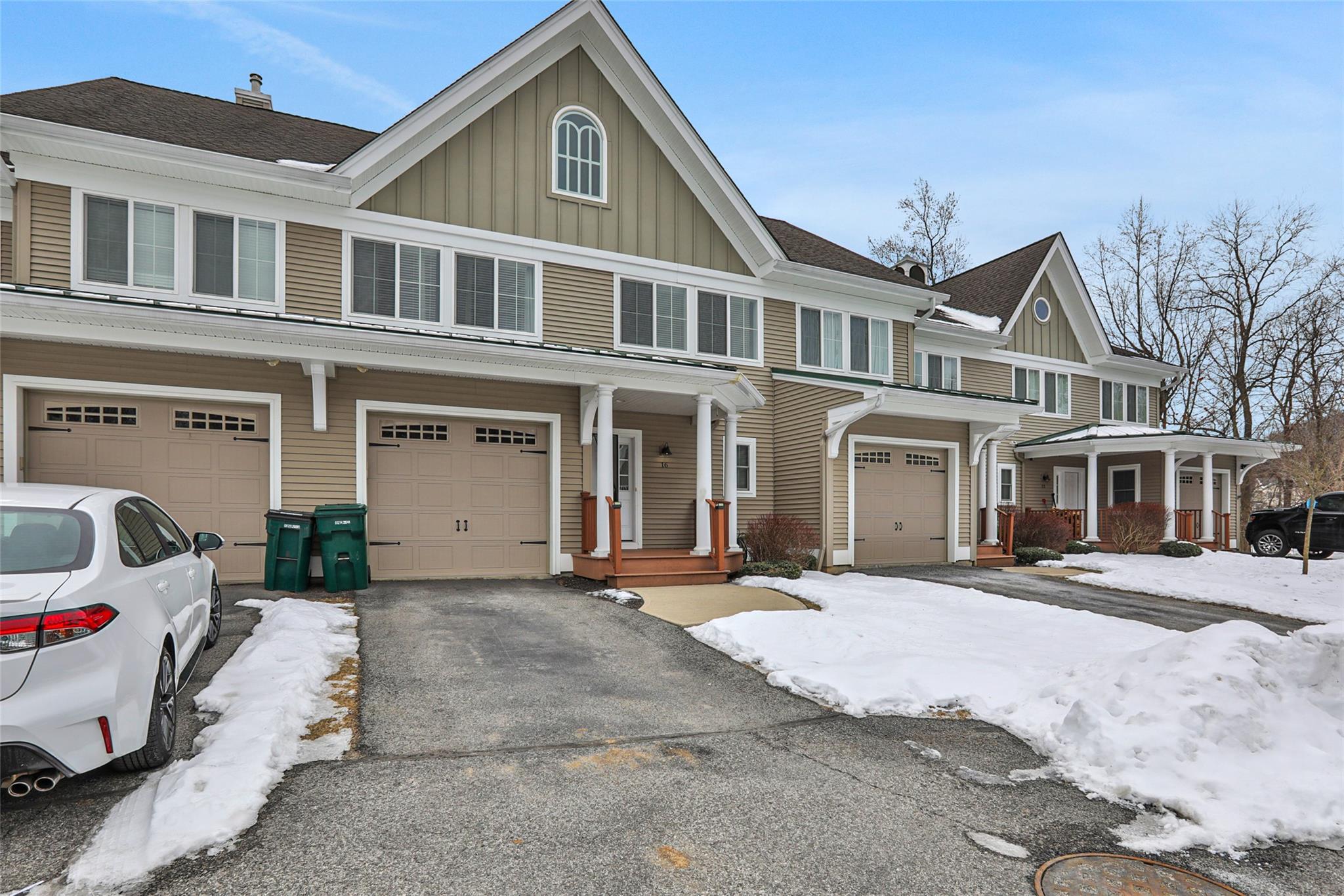 16 Pond Ridge Road Property Photo 1