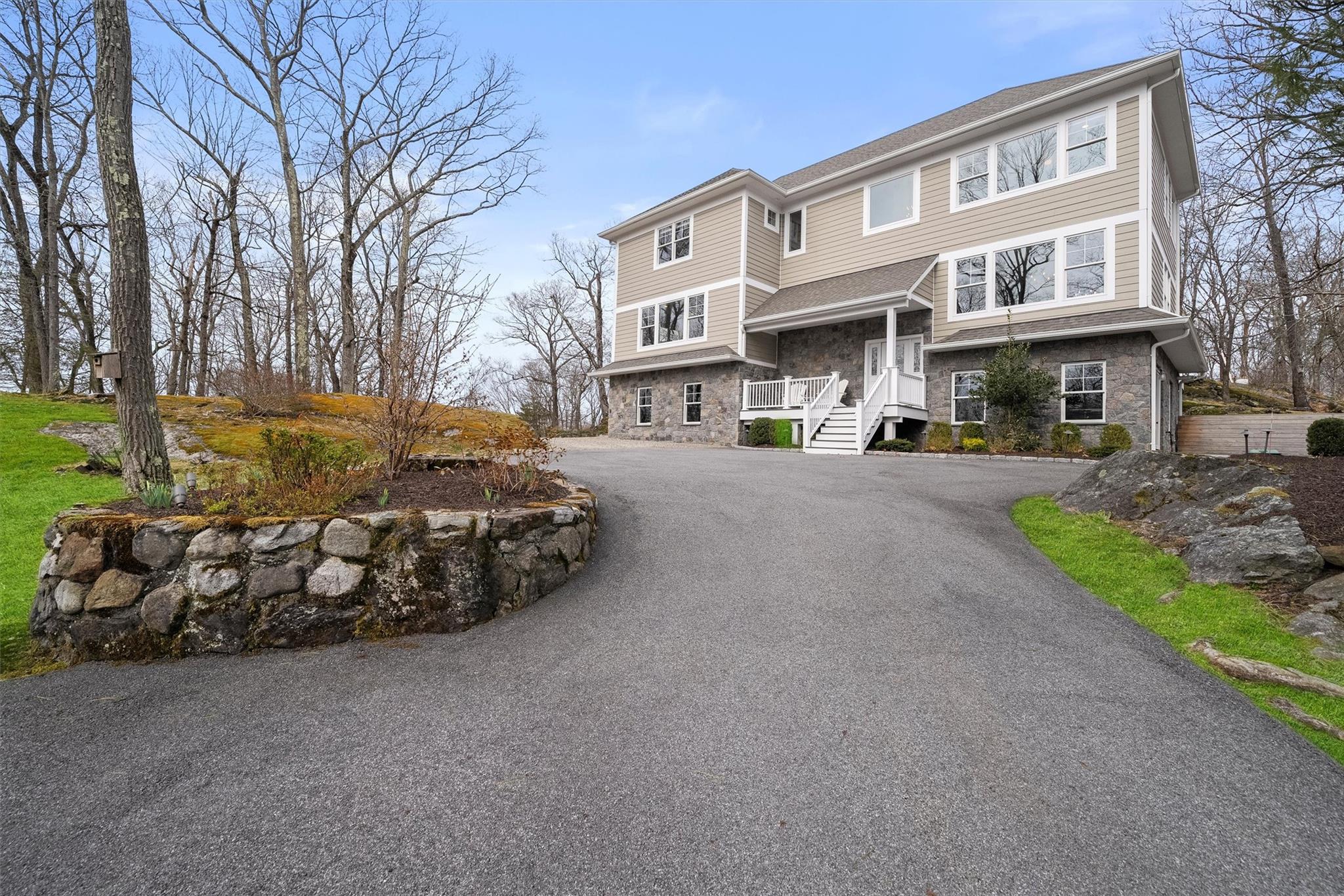 1481 Maiden Lane Property Photo