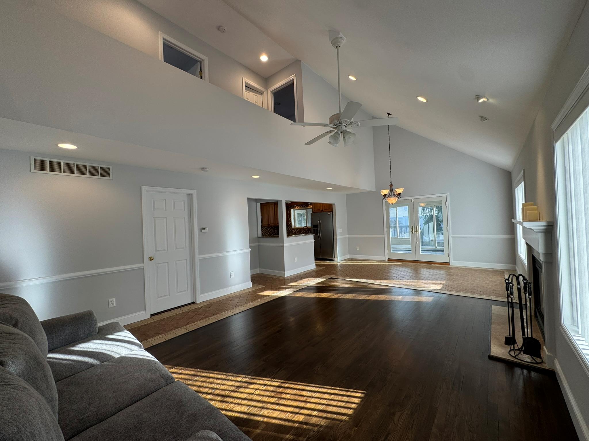 89 15th Street Property Photo 3