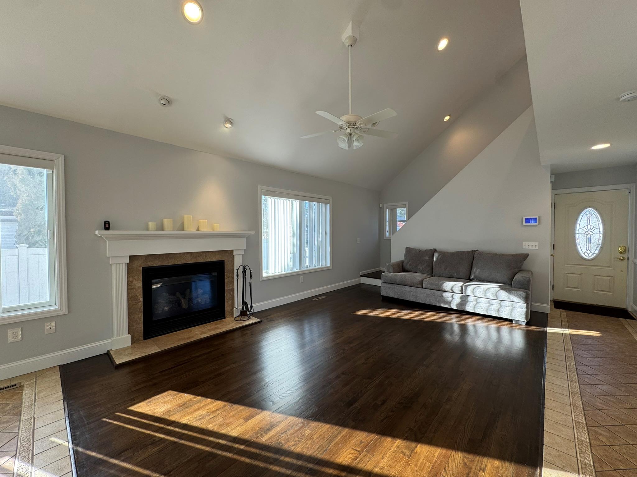 89 15th Street Property Photo 13