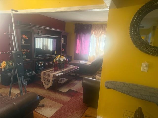 174-19 110 Property Photo 5