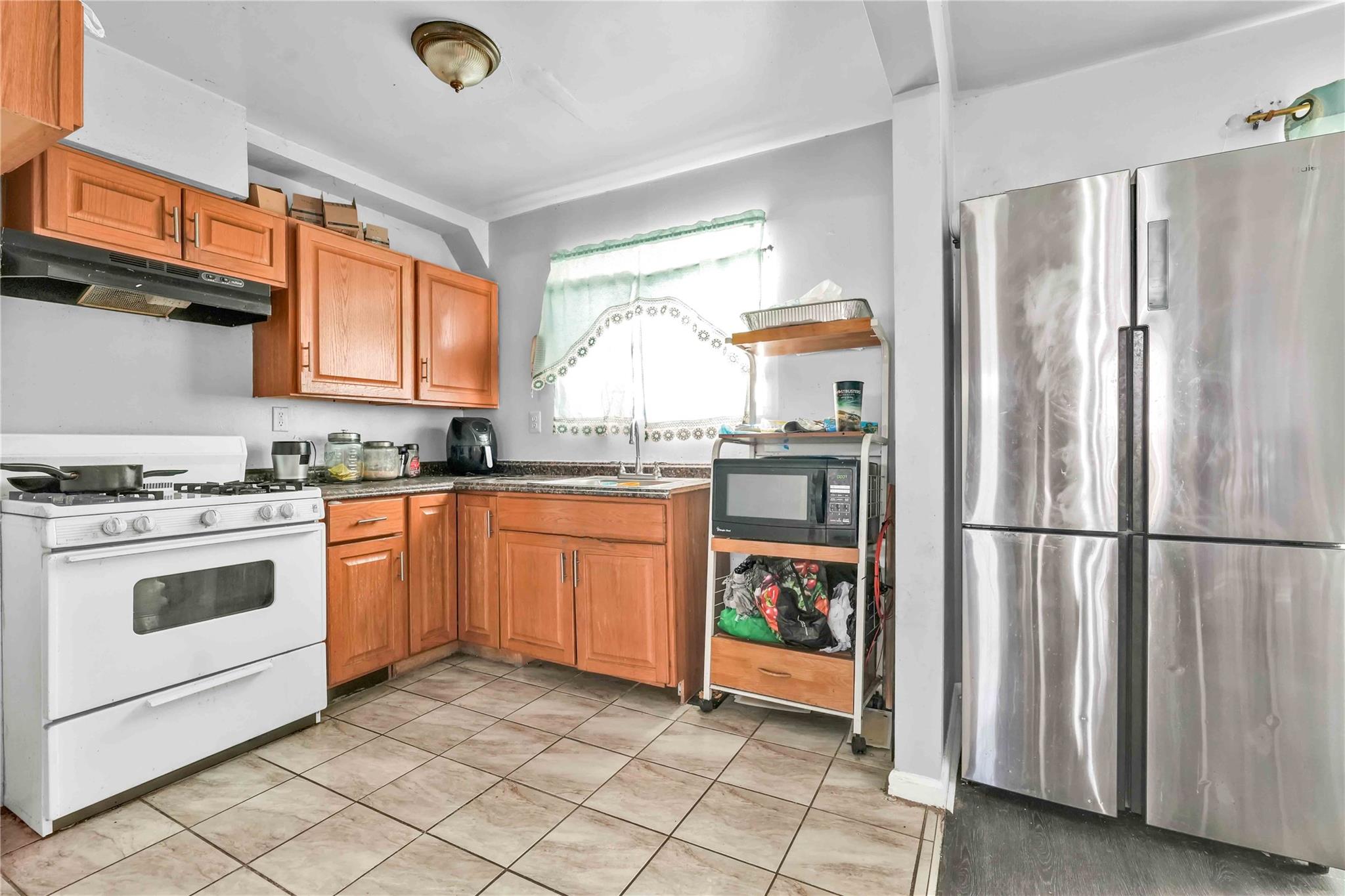 139-21 246th Street Property Photo 8
