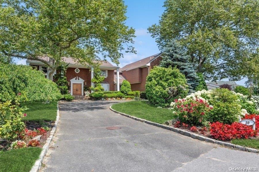 30 Thixton Drive Property Photo 2