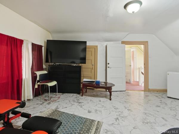 2448 Devoe Terrace Property Photo 17