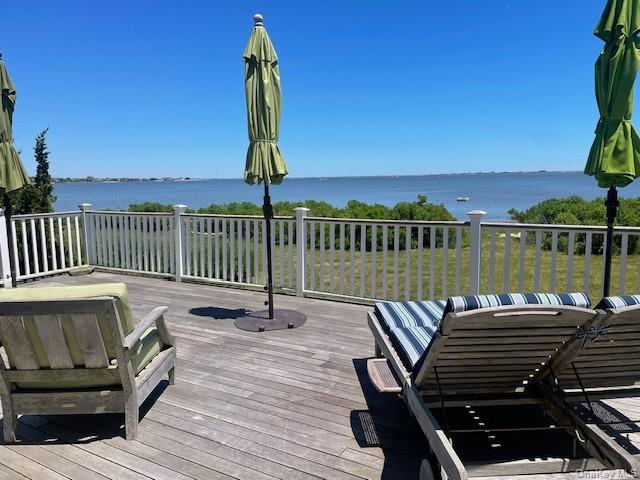 21 Bayside Avenue Property Photo 2