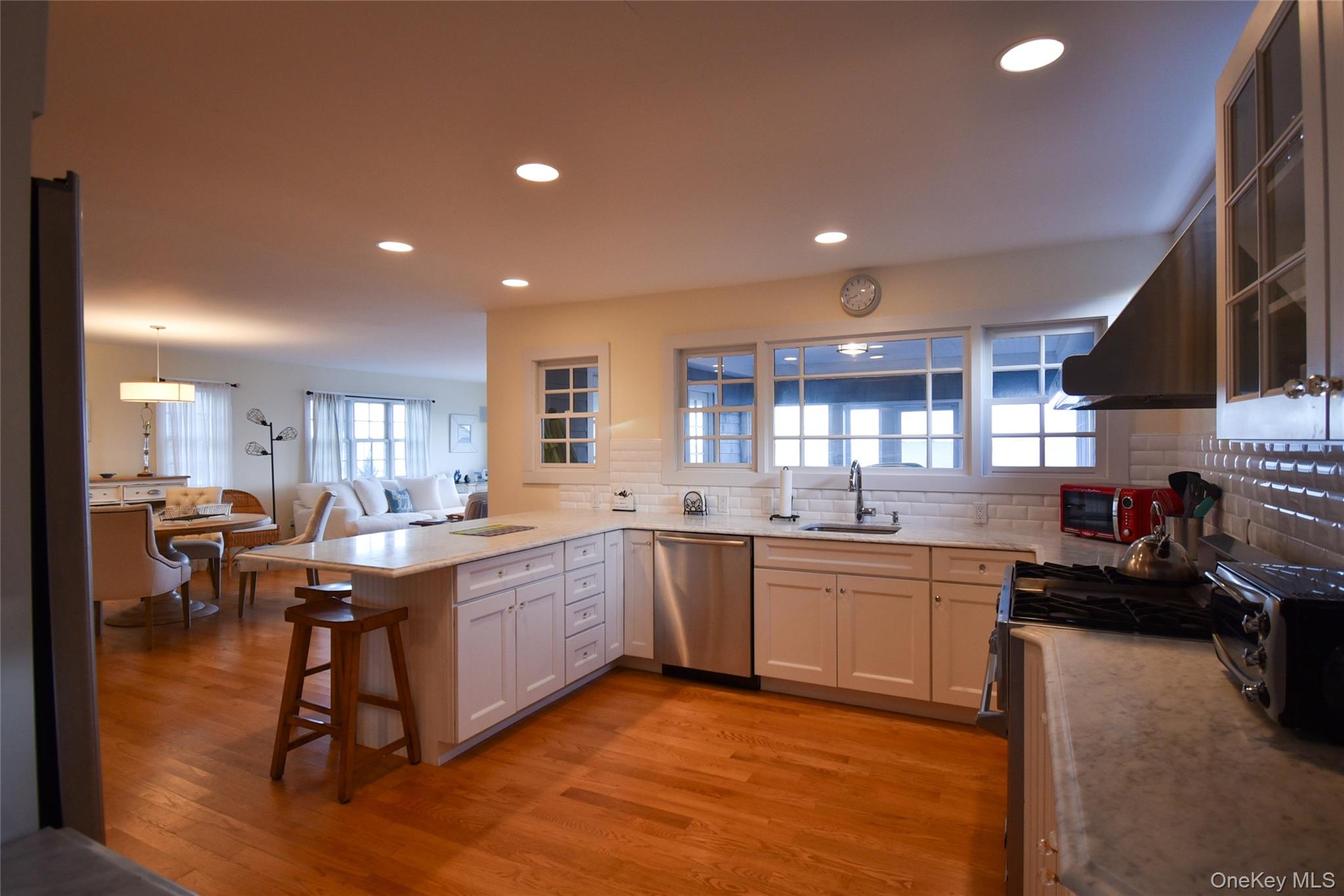 21 Bayside Avenue Property Photo 8