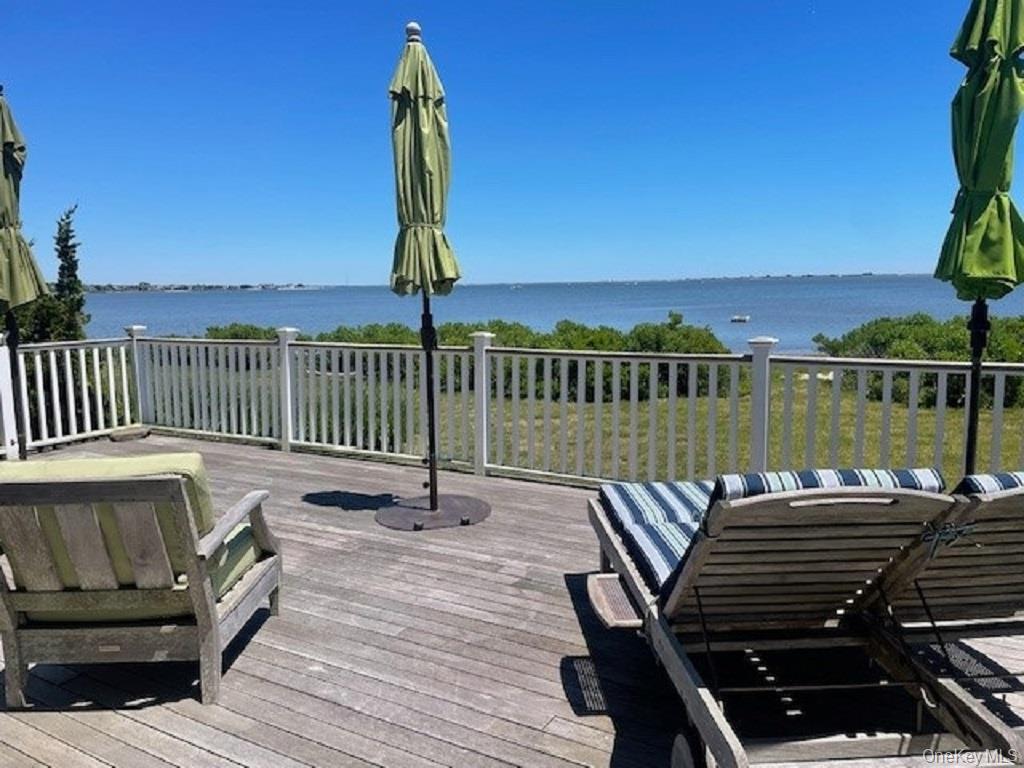 21 Bayside Avenue Property Photo 25