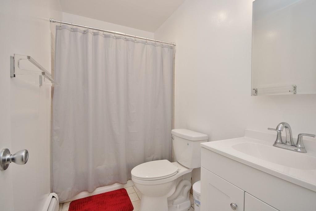 252 Coachlight Square Square 252 Property Photo 16