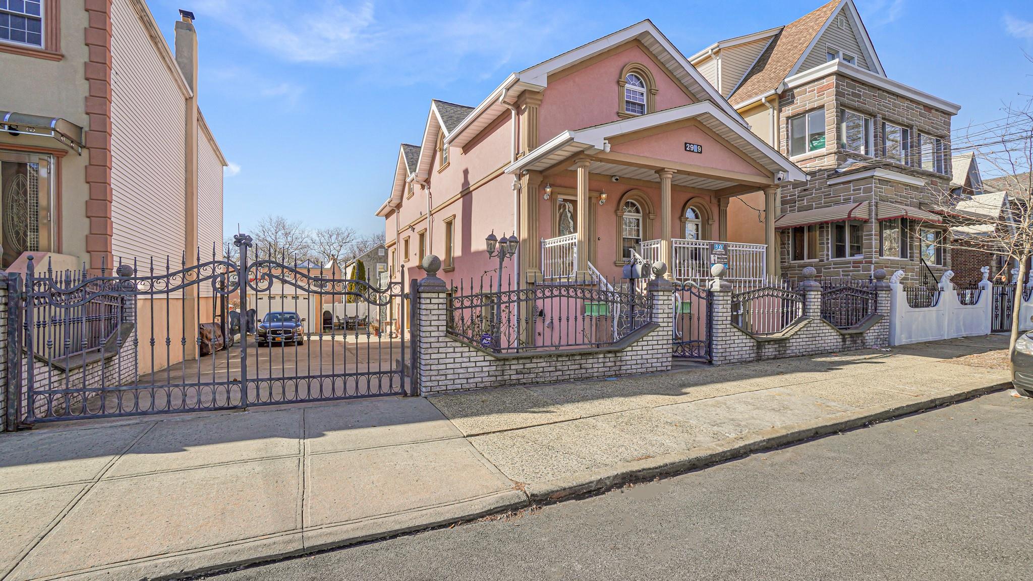 2929 Morgan Avenue Property Photo