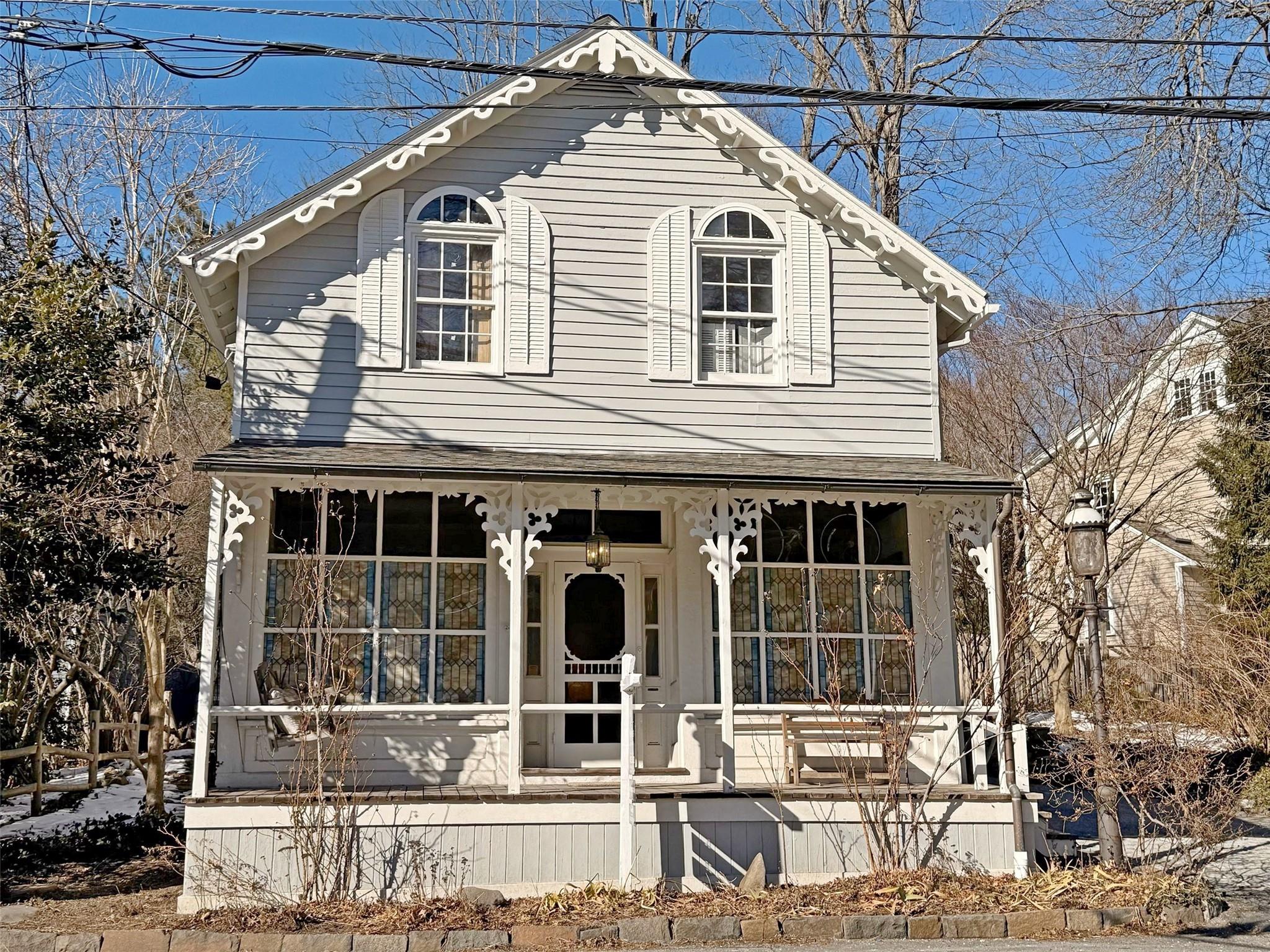 696 Oak Tree Road Property Photo