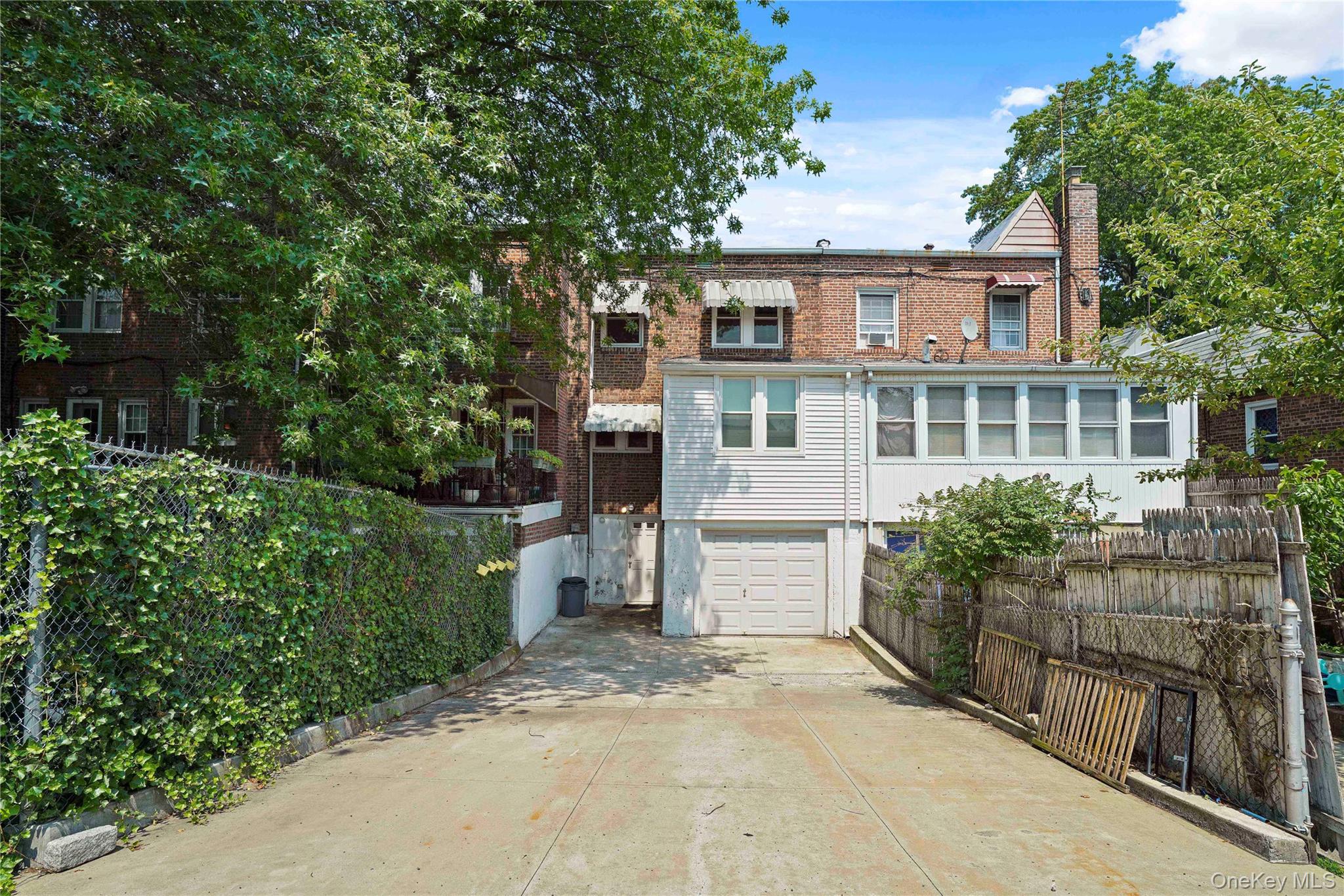 64-18 84 Place Property Photo 23